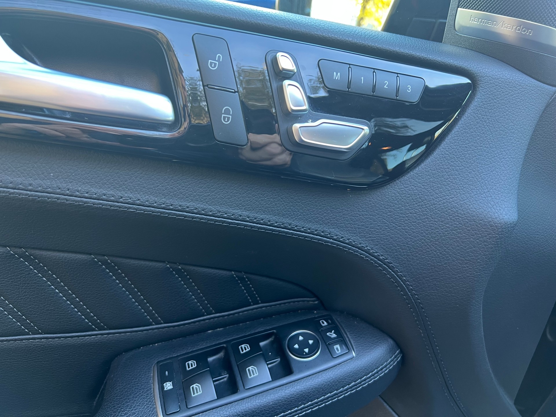MERCEDES-BENZ GLE 350 d 4Matic 9G-Tronic-image-13