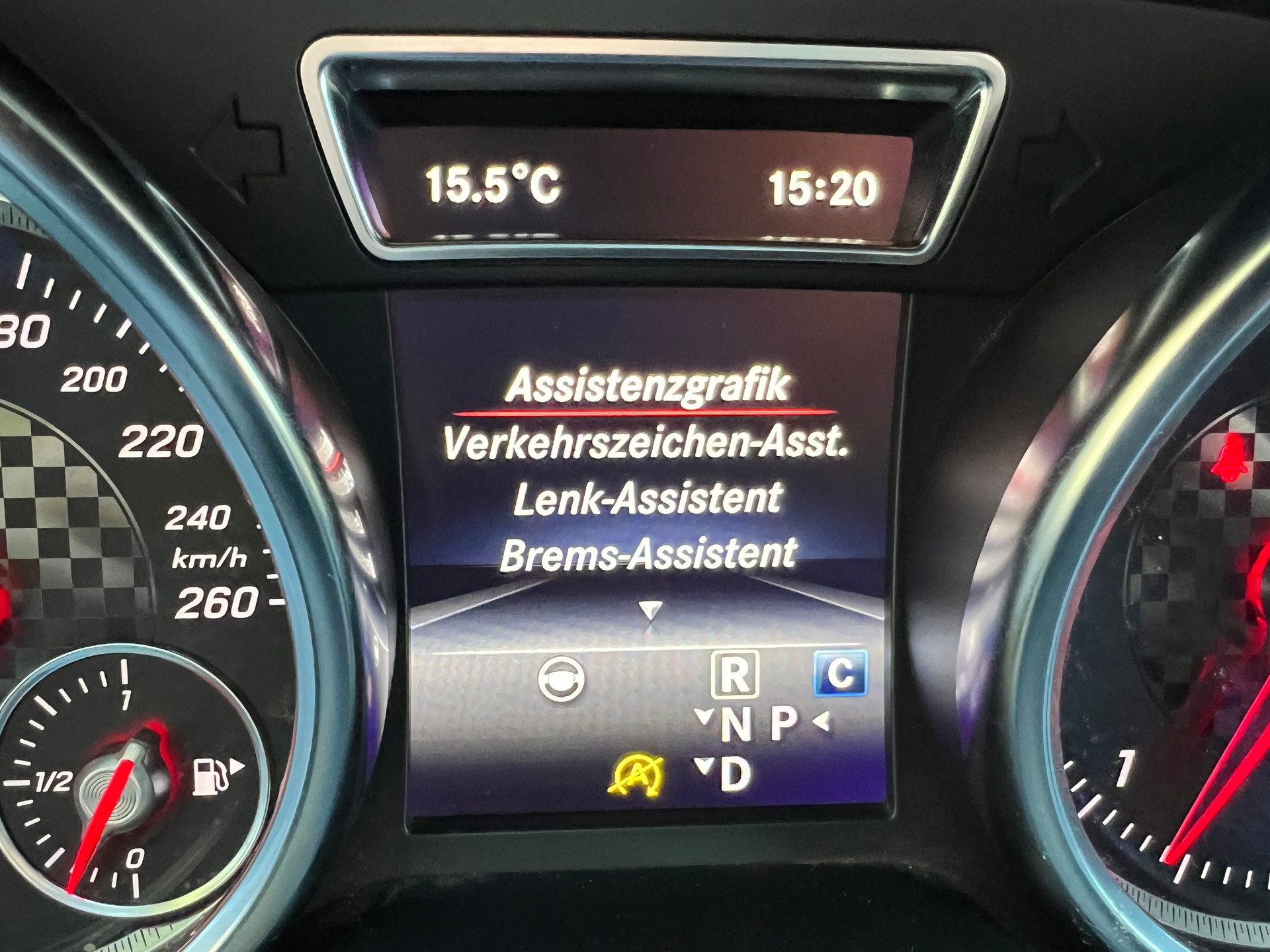 MERCEDES-BENZ GLE 350 d 4Matic 9G-Tronic-image-15