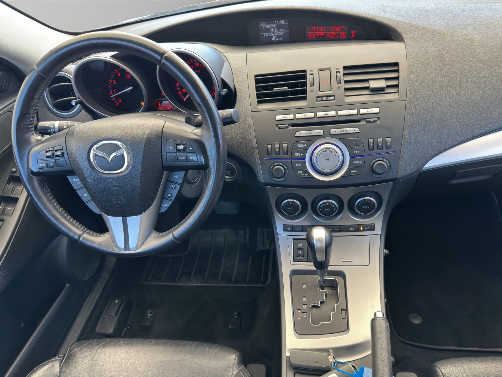 MAZDA 3 2.0 16V Sport Activematic-image-7