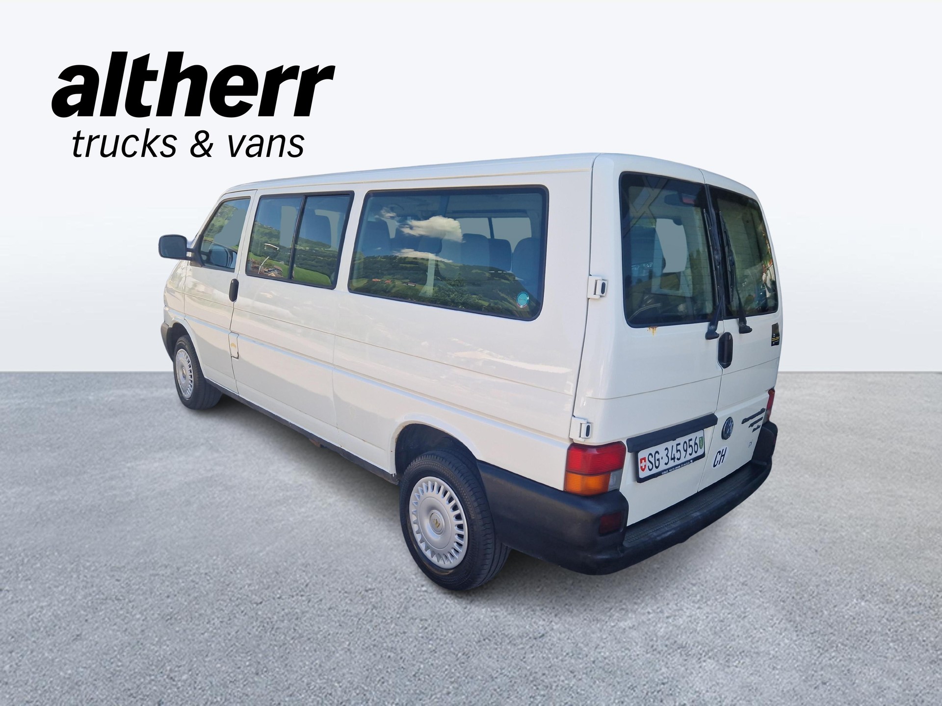VW T4 Caravelle 2920 Swiss 2.5 TDI syncro-image-2