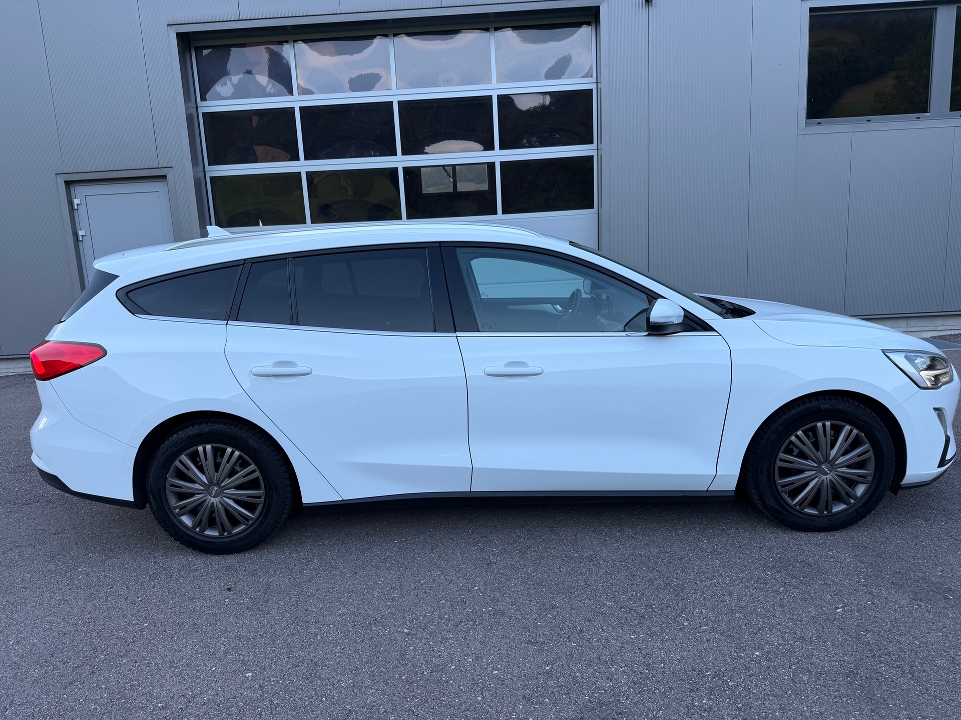 FORD Focus 2.0 TDCi Active Automatic-image-3