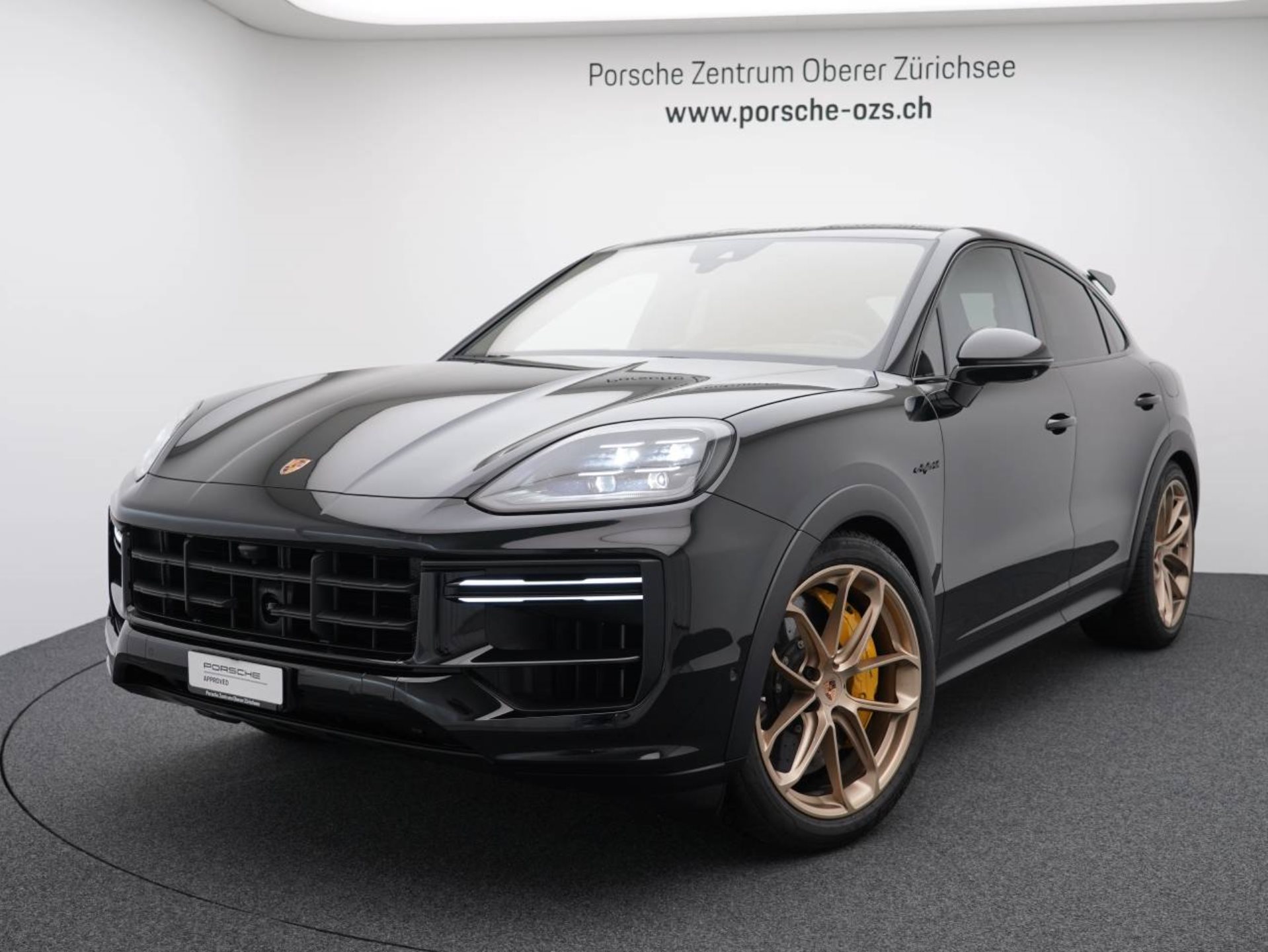 PORSCHE Cayenne Turbo E-Hybrid Coupé mit GT-Paket-image-0