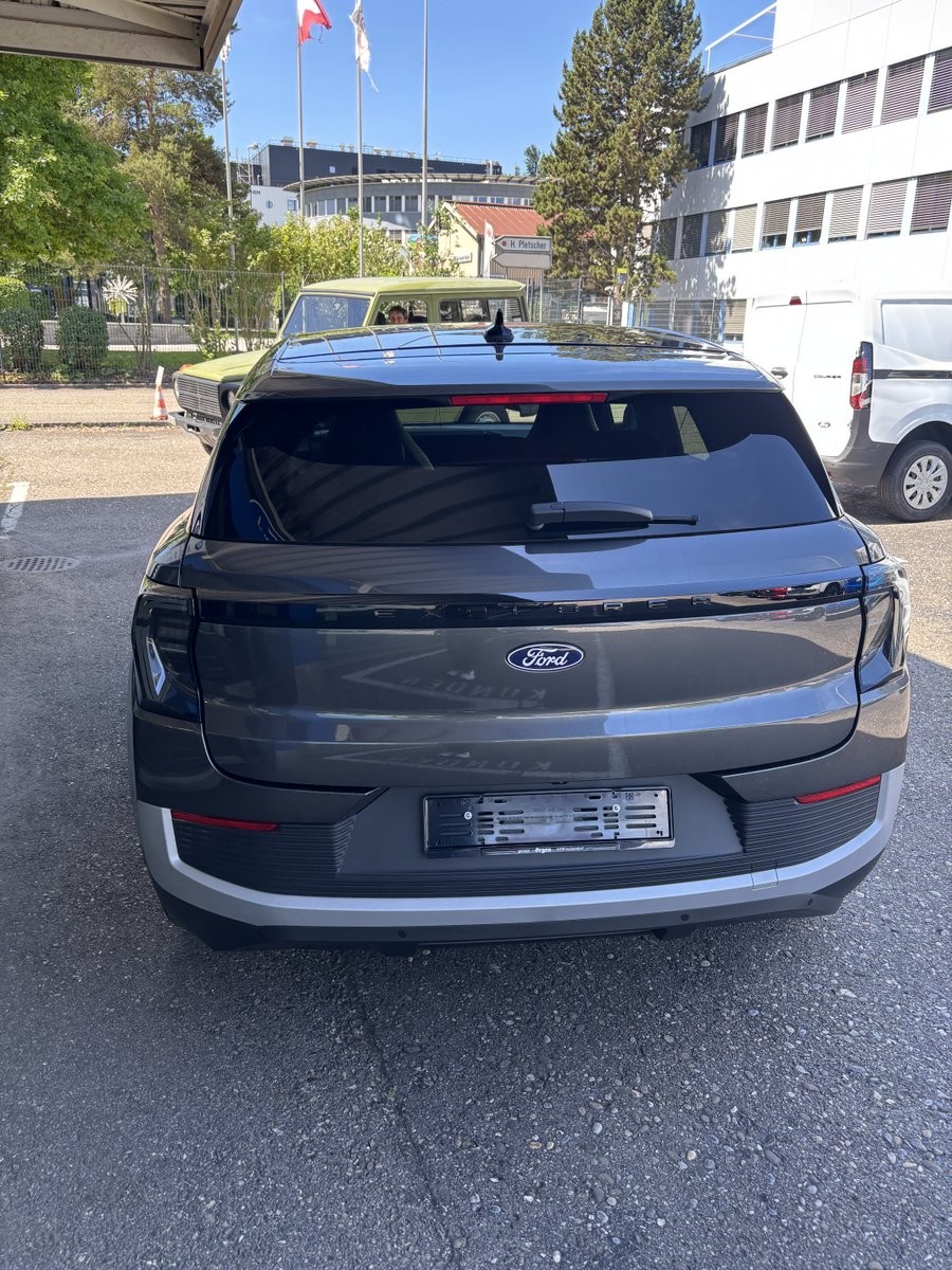 FORD Explorer Extended Range Premium AWD-image-8