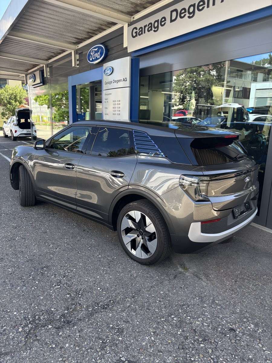 FORD Explorer Extended Range Premium AWD-image-1