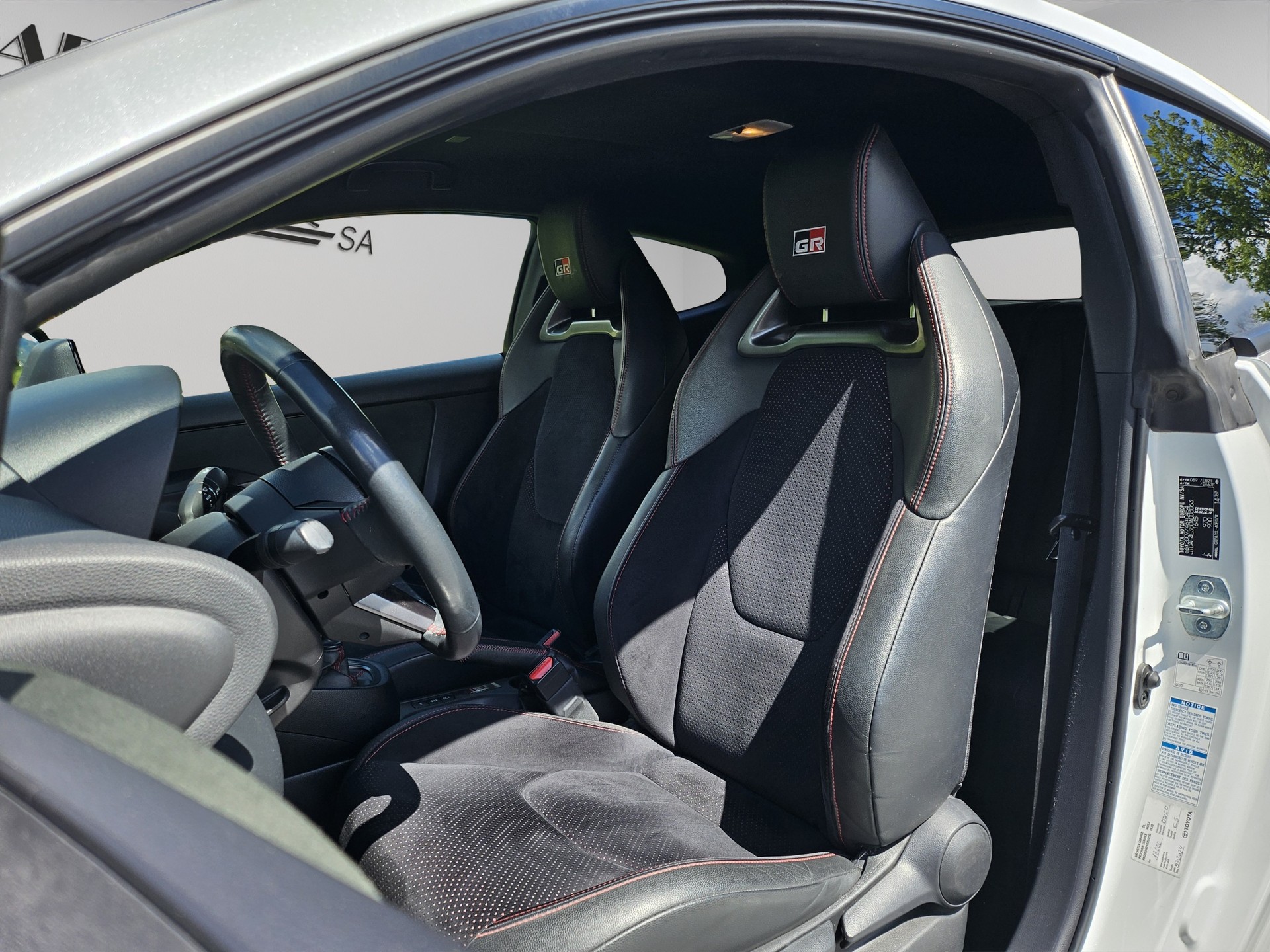 TOYOTA 1.6 Turbo Sport 4x4-image-6