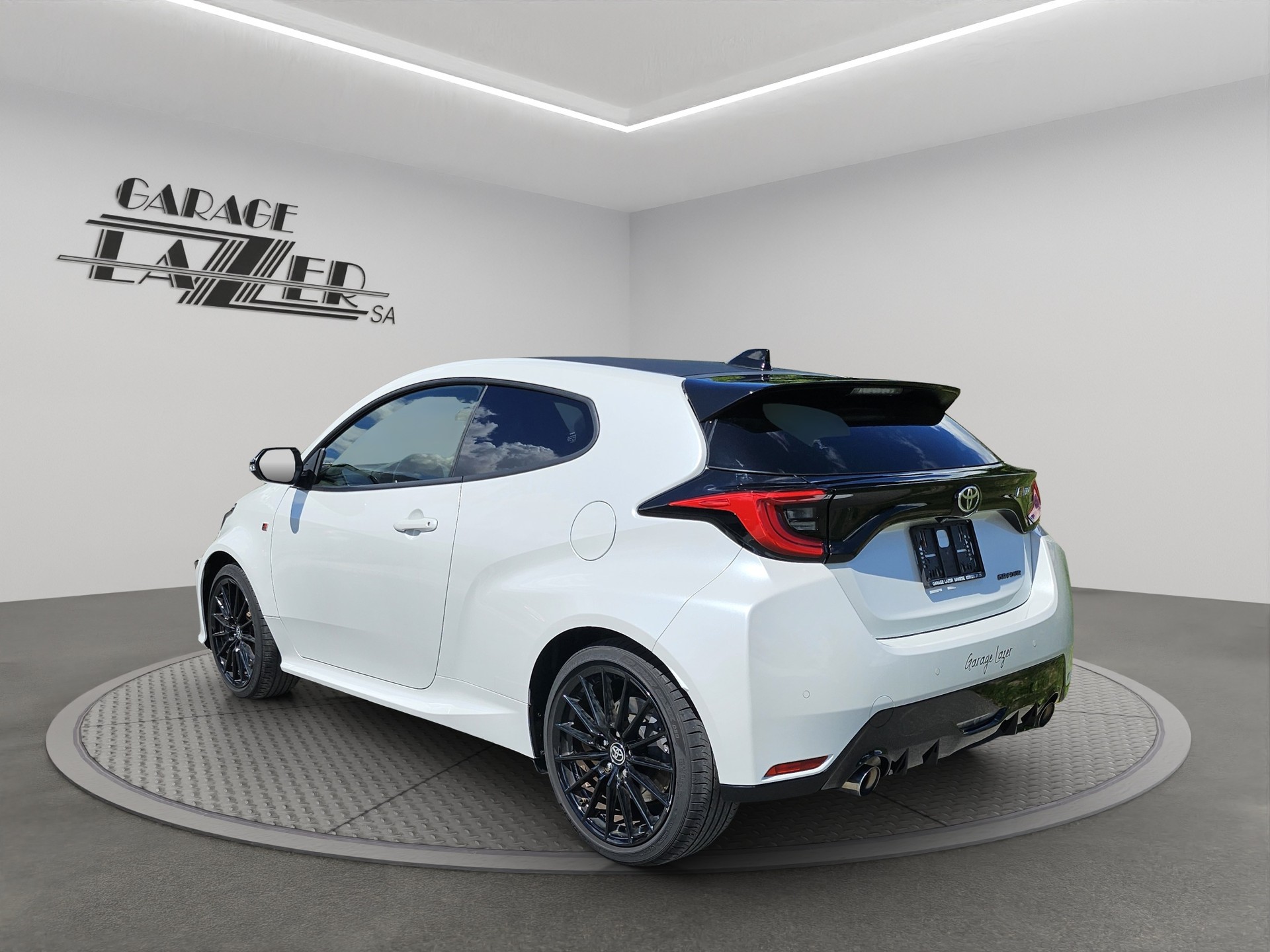 TOYOTA 1.6 Turbo Sport 4x4-image-3