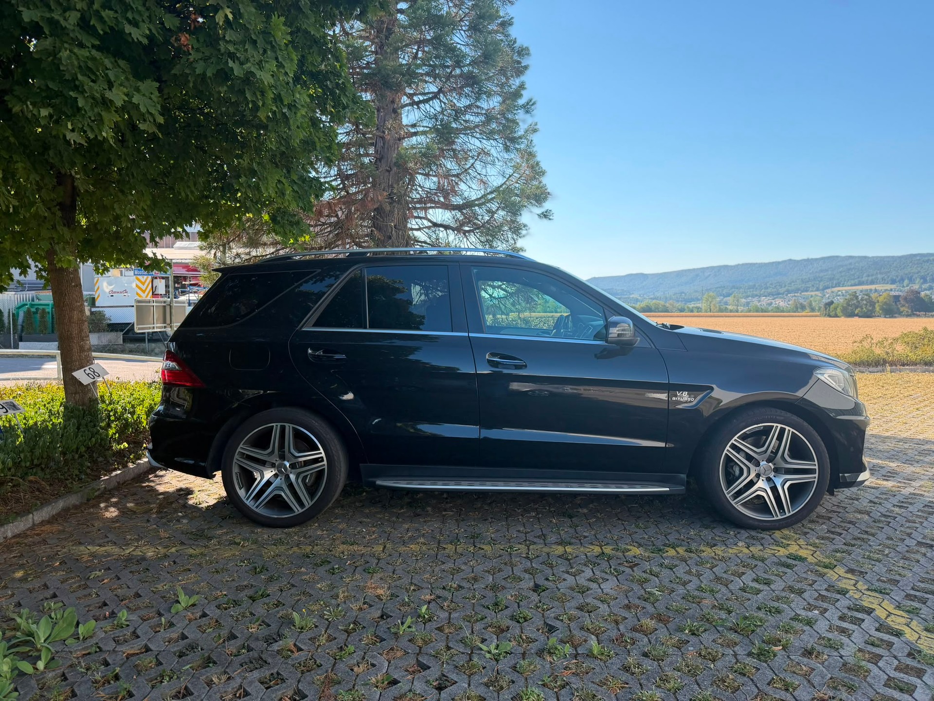 MERCEDES-BENZ ML 63 V8 AMG-image-2