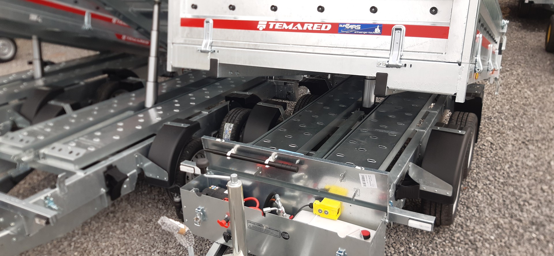 TEMARED AKTION Tipper Rückwärtskipper 2'000Kg mit Stahlwände-image-5