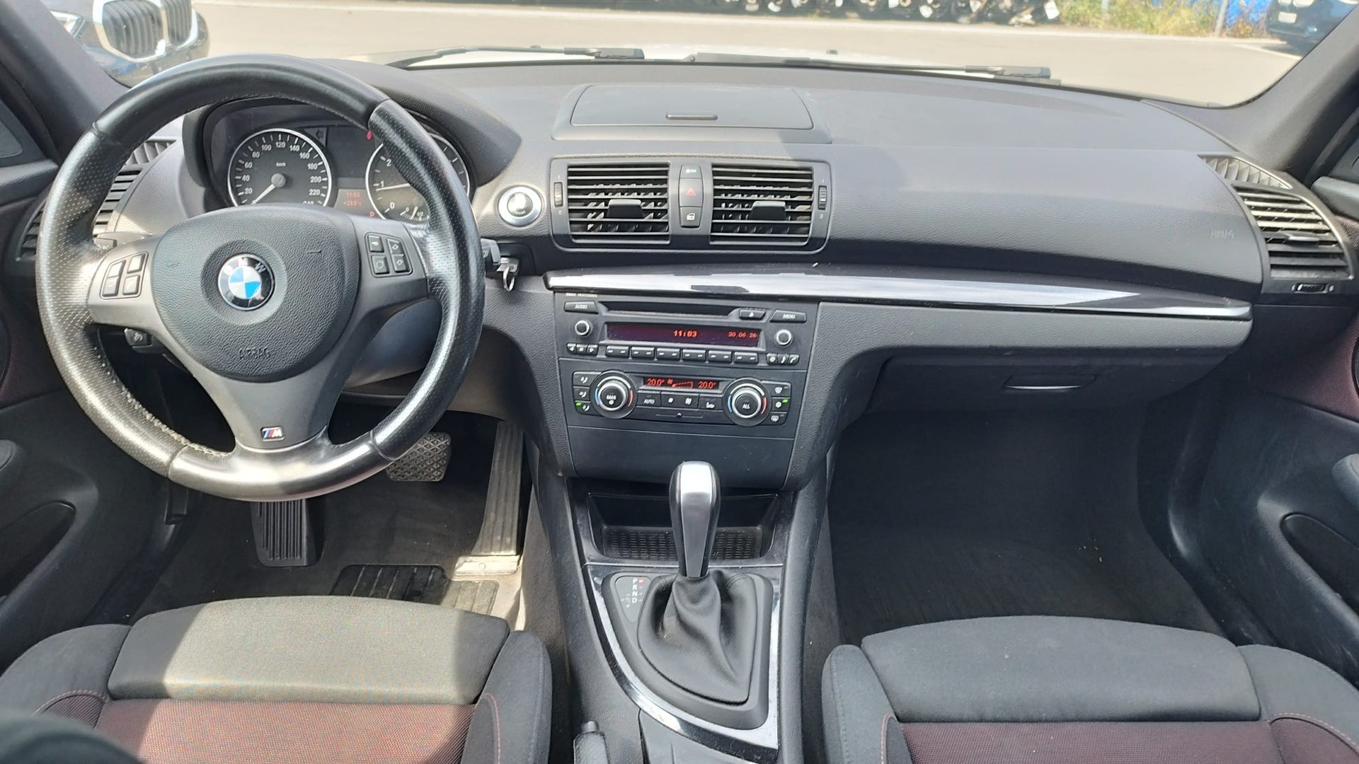 BMW 116i Steptronic-image-9