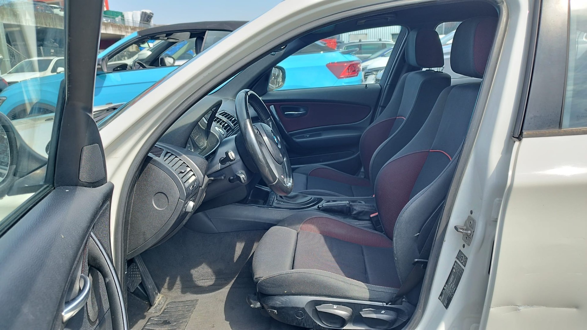 BMW 116i Steptronic-image-10