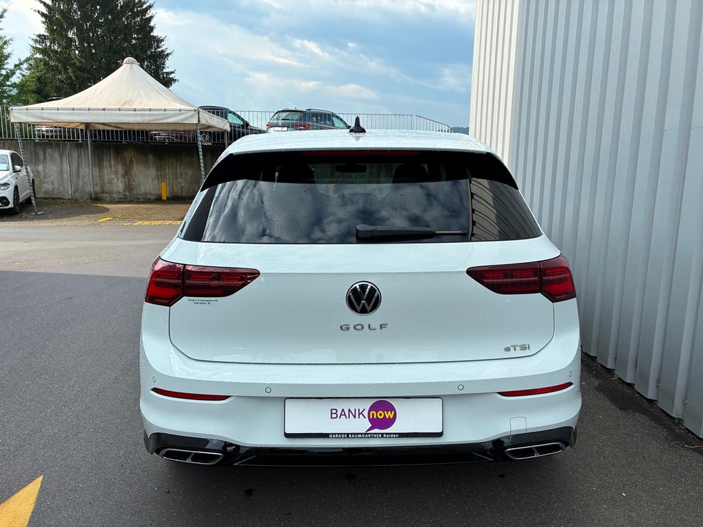 VW Golf 1.5 eTSI mHEV ACT R-Line DSG-image-4
