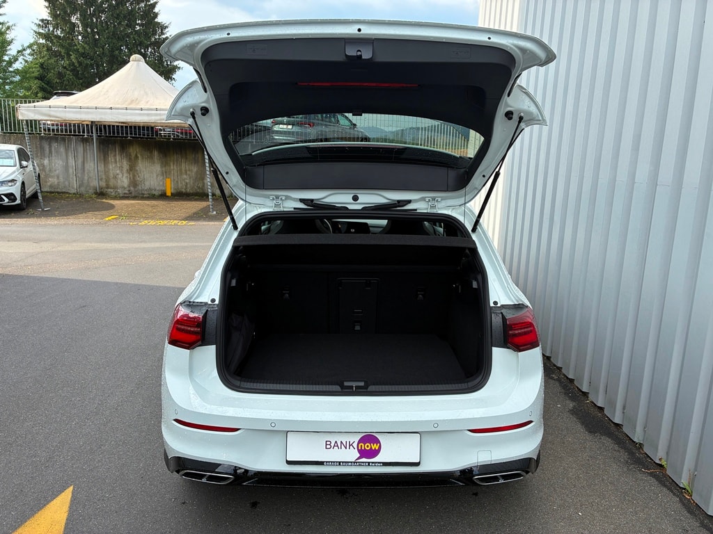 VW Golf 1.5 eTSI mHEV ACT R-Line DSG-image-5