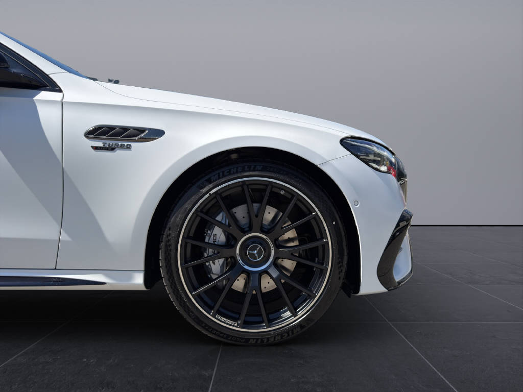 MERCEDES-BENZ E 53 Hybrid AMG 4matic+-image-20