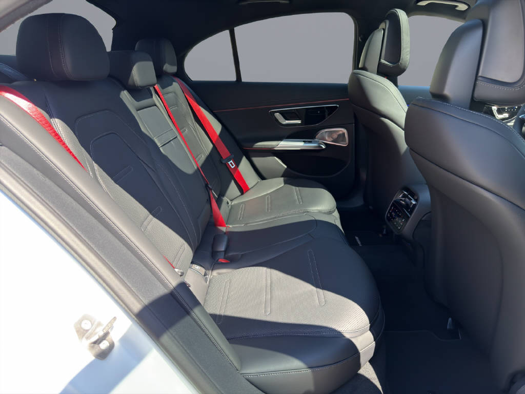 MERCEDES-BENZ E 53 Hybrid AMG 4matic+-image-16