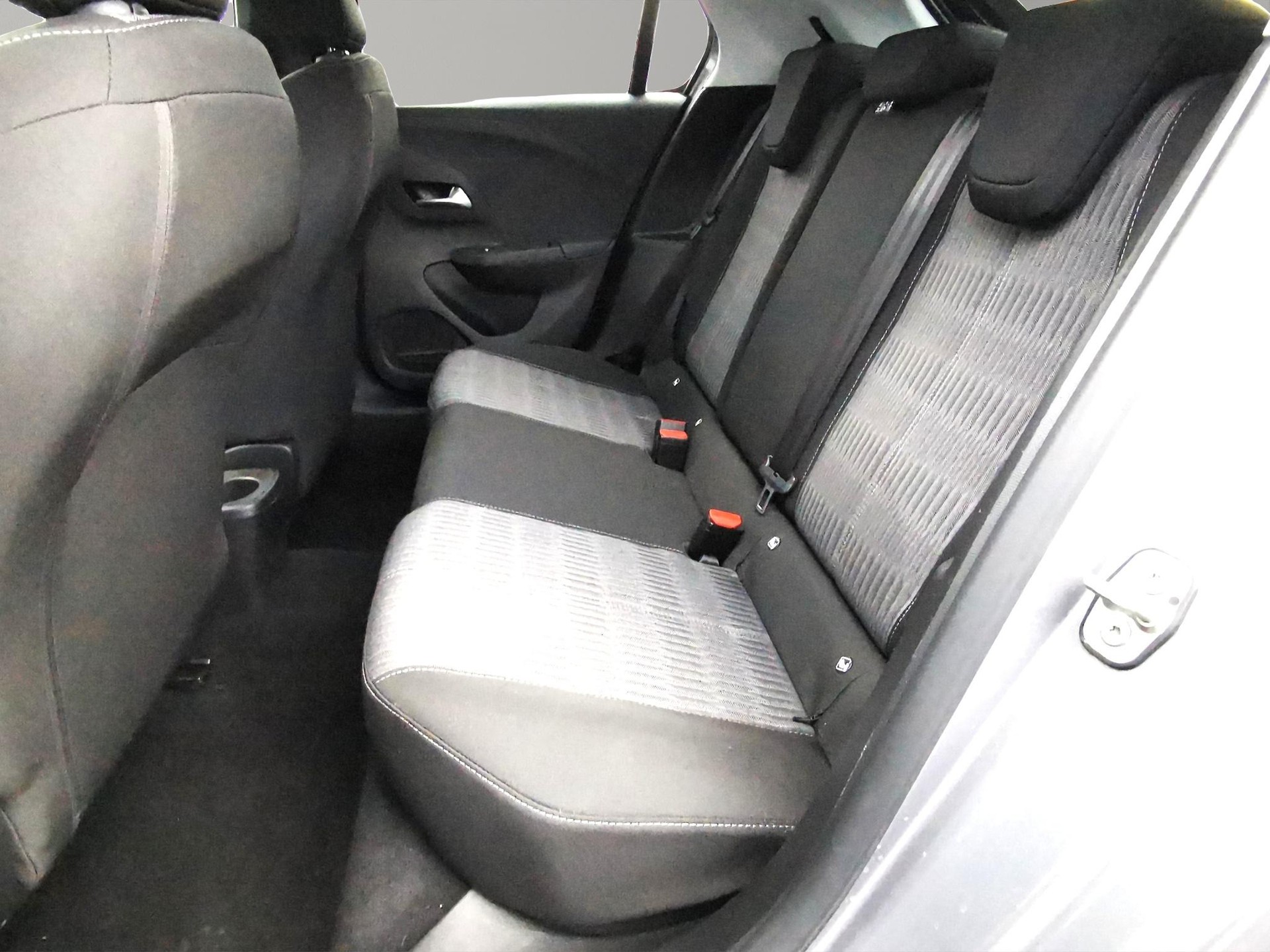 OPEL Corsa 1.2 T Edition-image-7