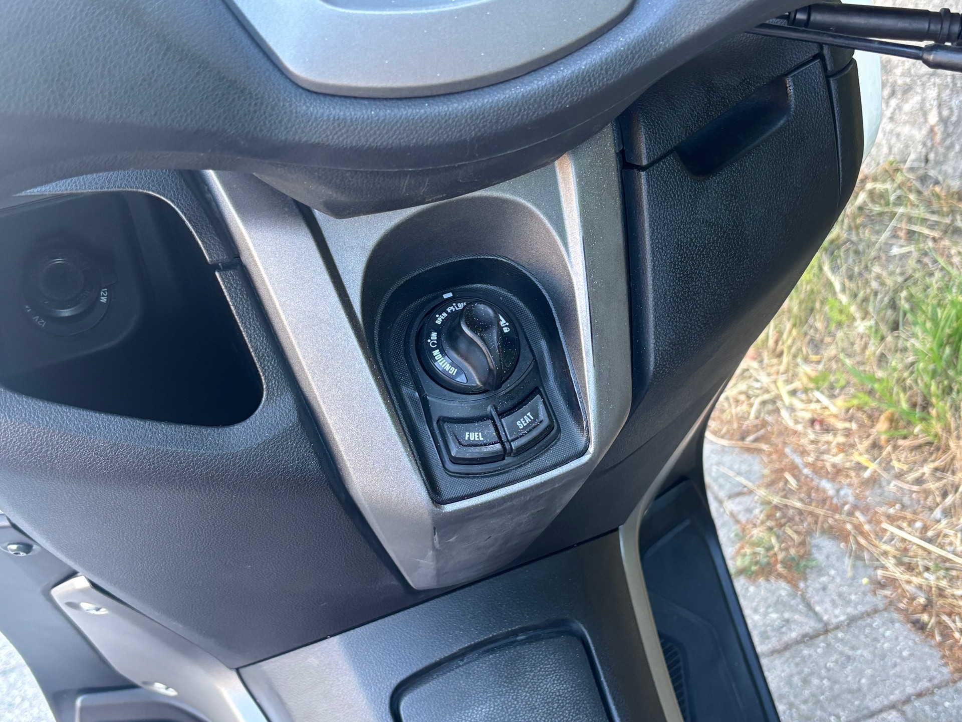 YAMAHA N-Max GPD 125-image-11