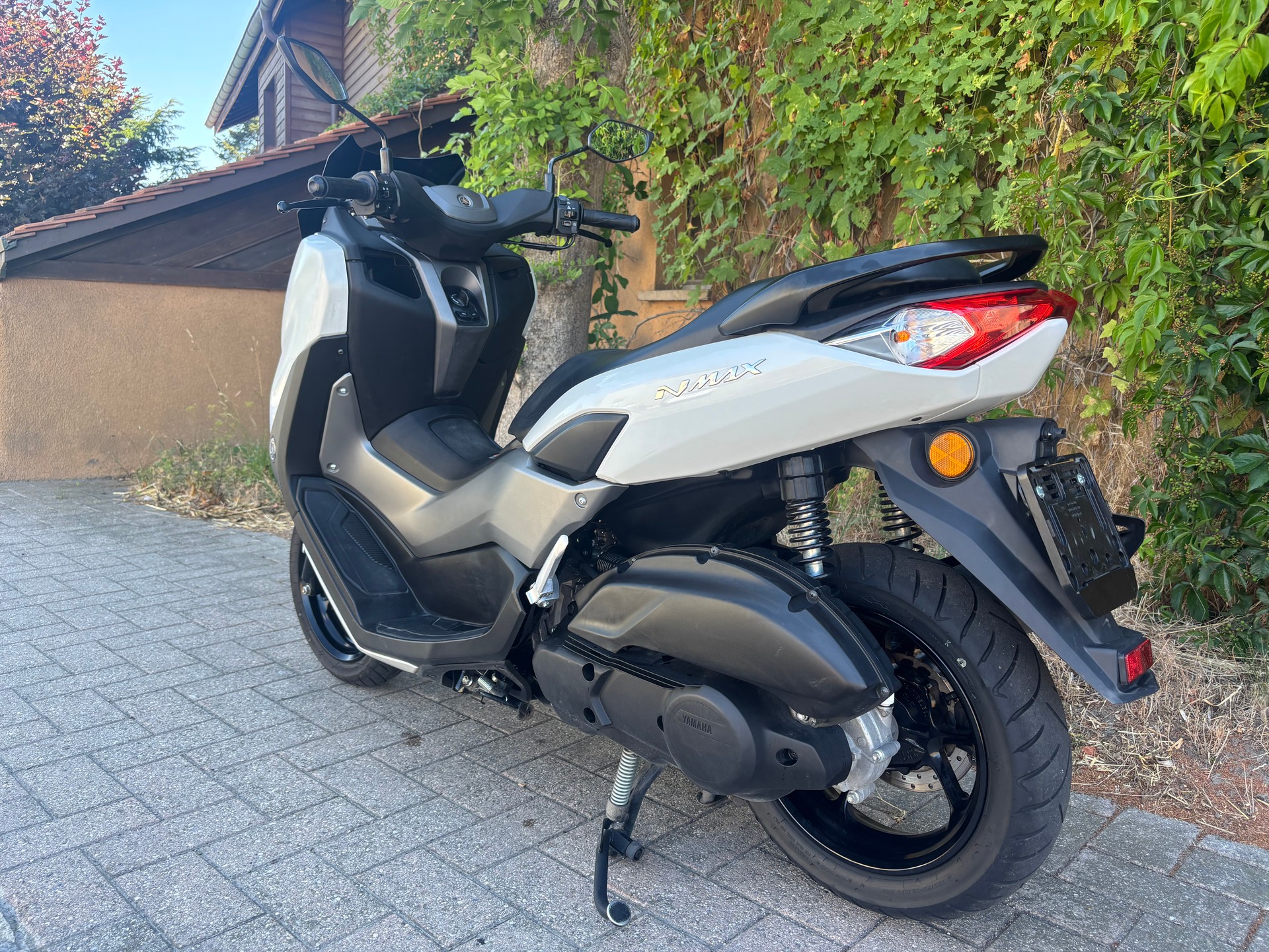 YAMAHA N-Max GPD 125-image-7