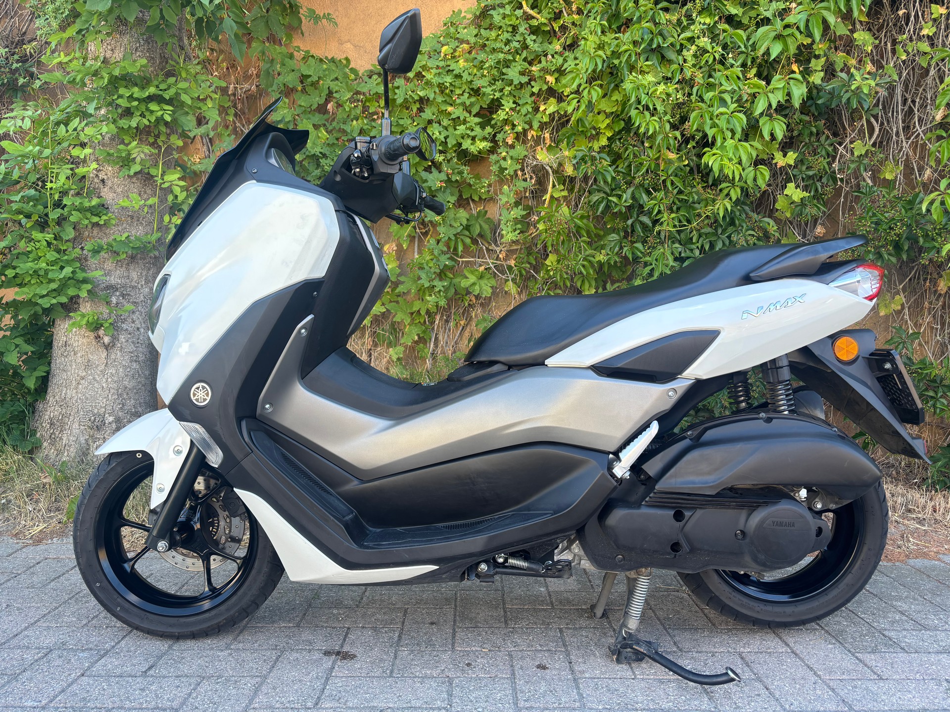 YAMAHA N-Max GPD 125-image-6