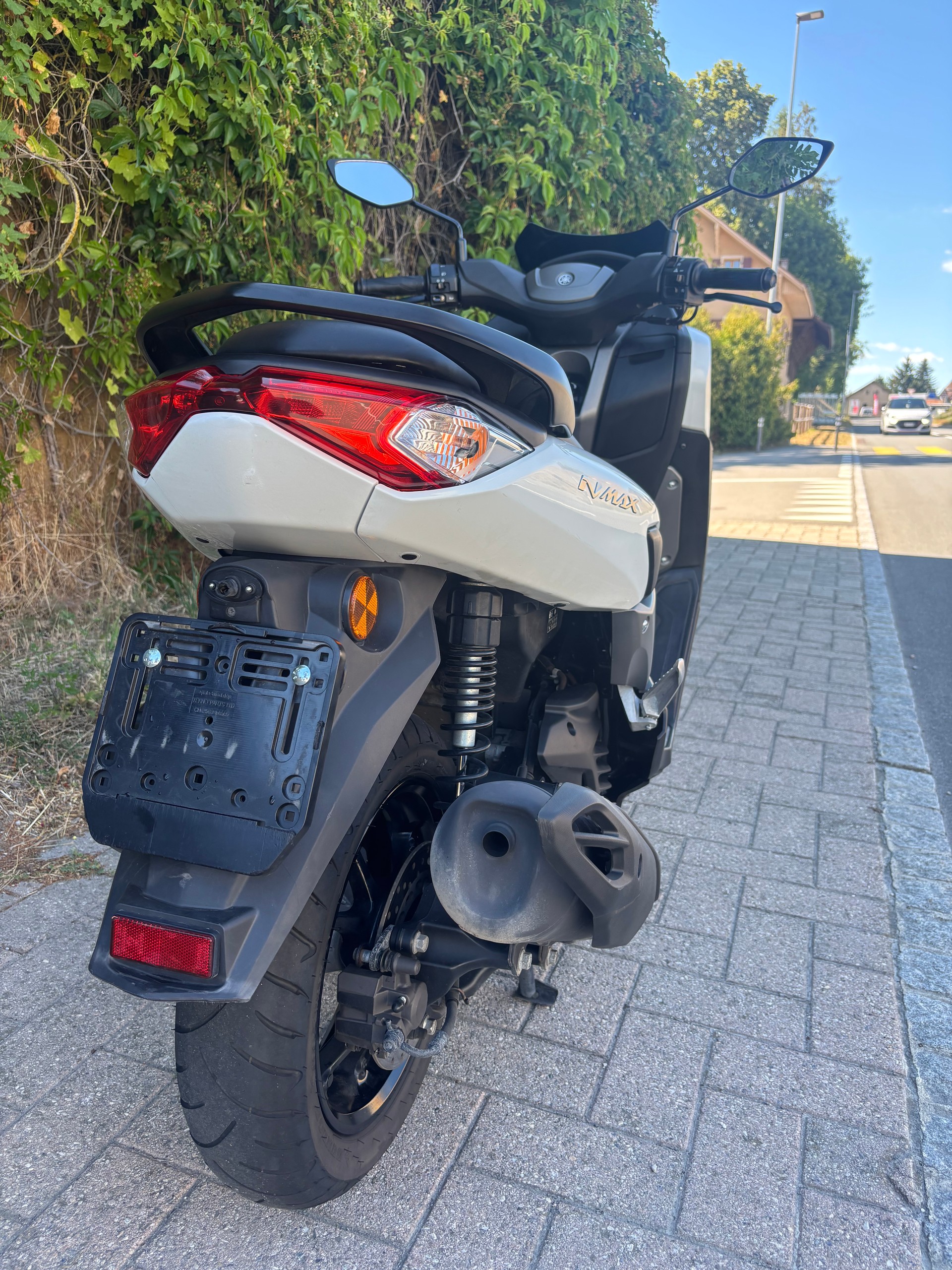 YAMAHA N-Max GPD 125-image-9
