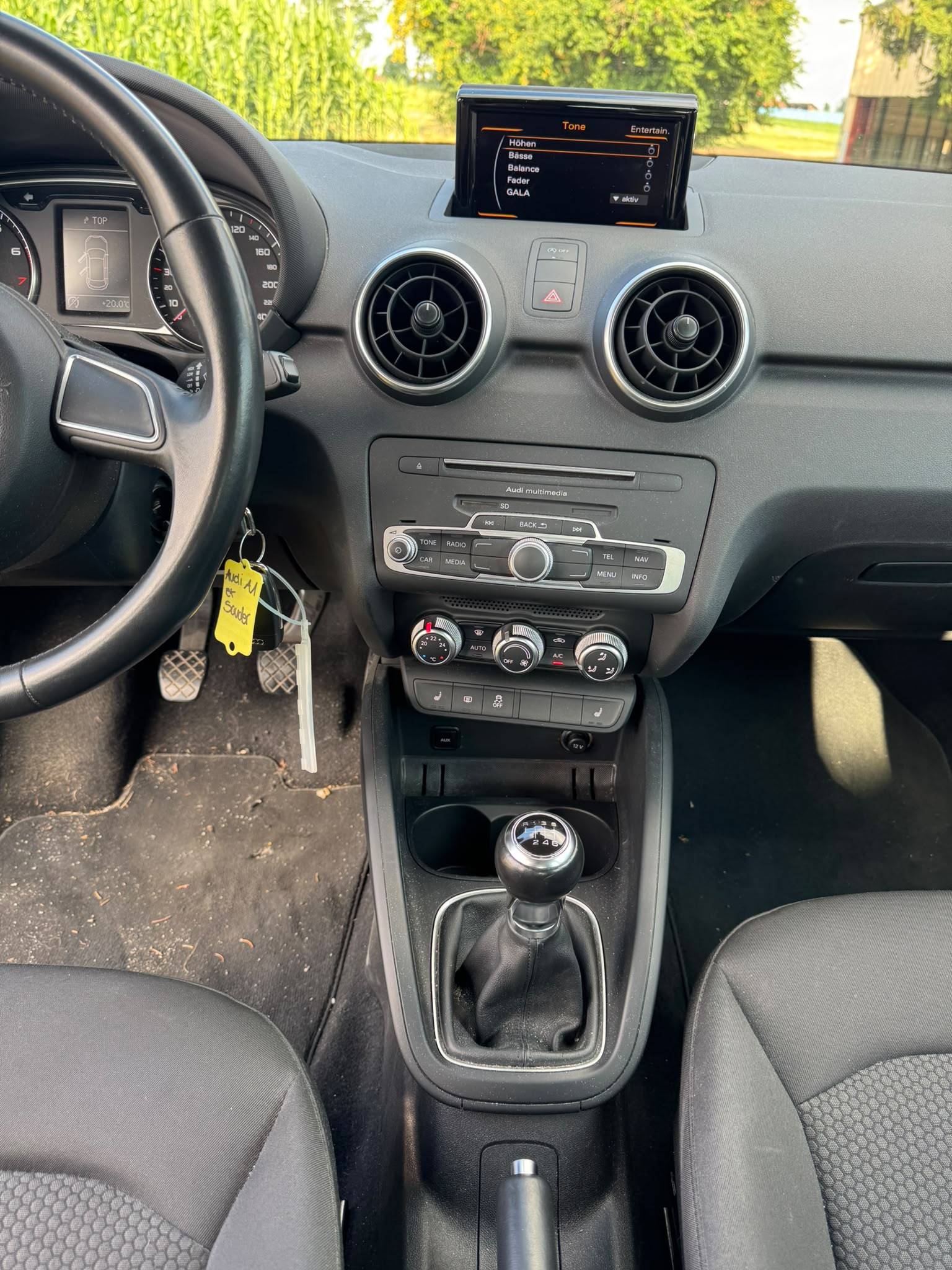 AUDI A1 Sportback 1.4 TFSI-image-11