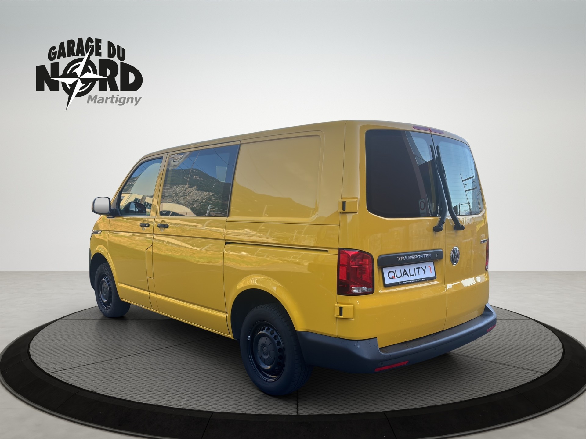 VW T6.1 2.0 TDI 4Motion DSG-image-3