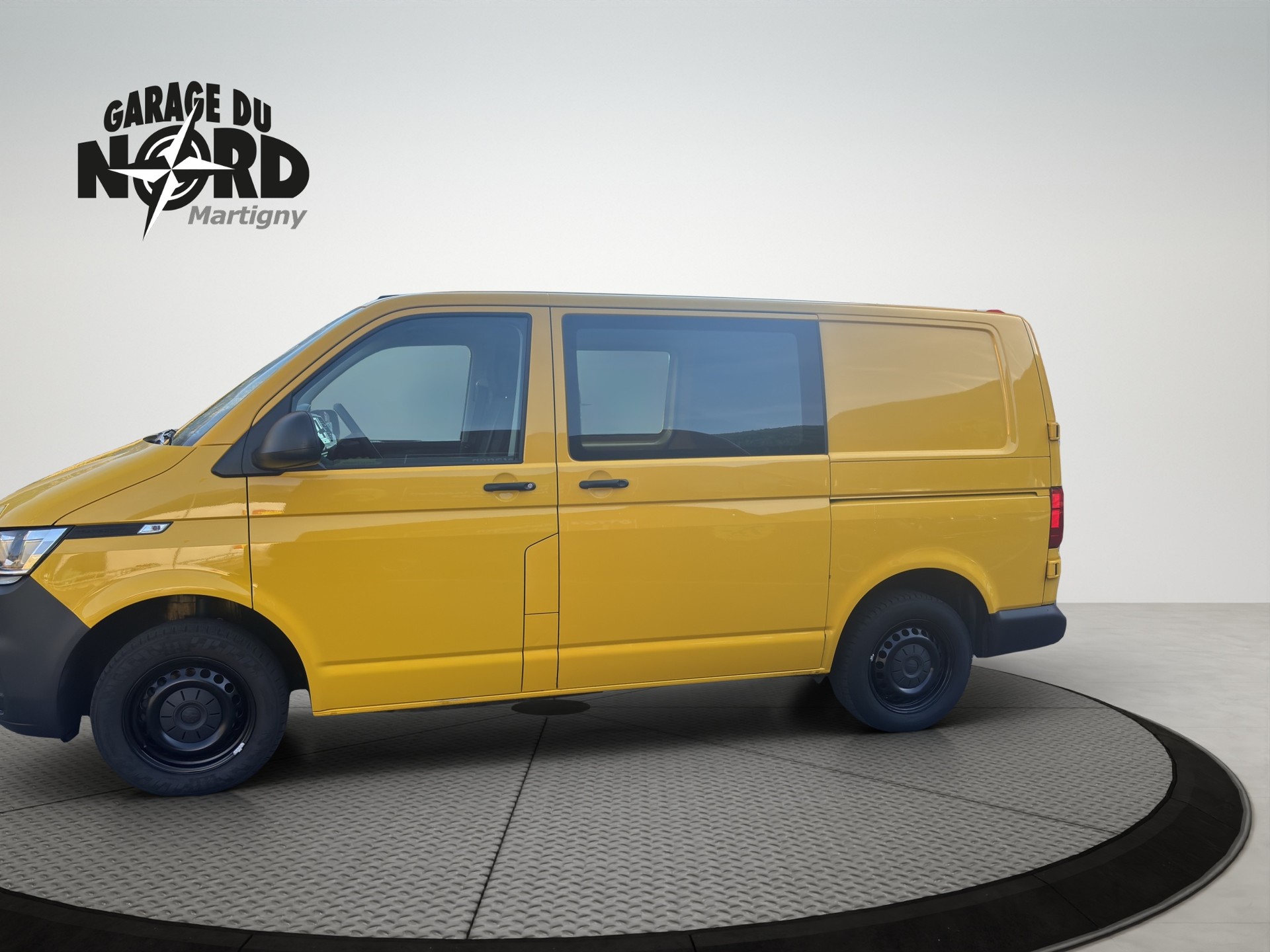 VW T6.1 2.0 TDI 4Motion DSG-image-2
