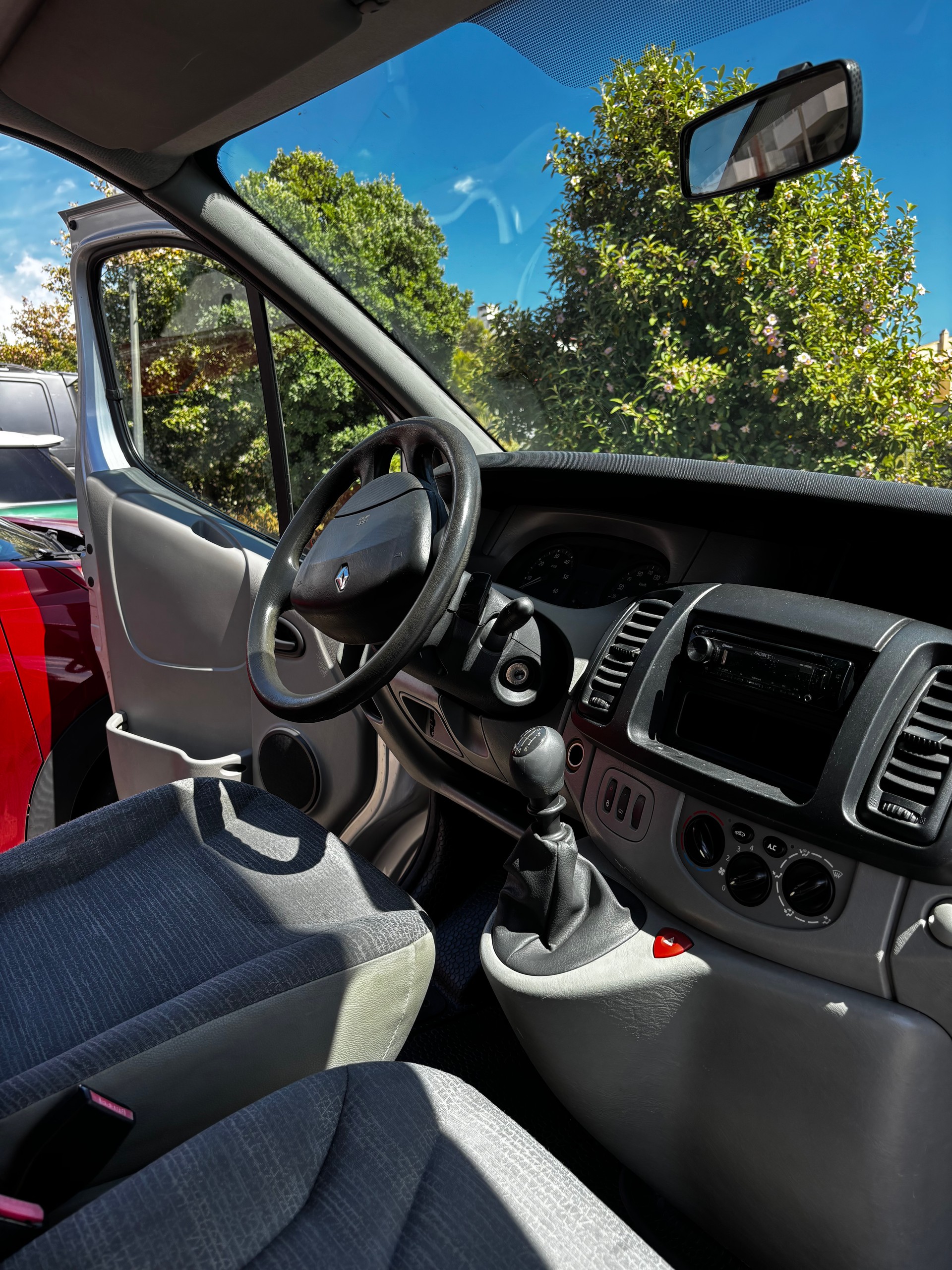 RENAULT 2.0 dCi 114-image-2