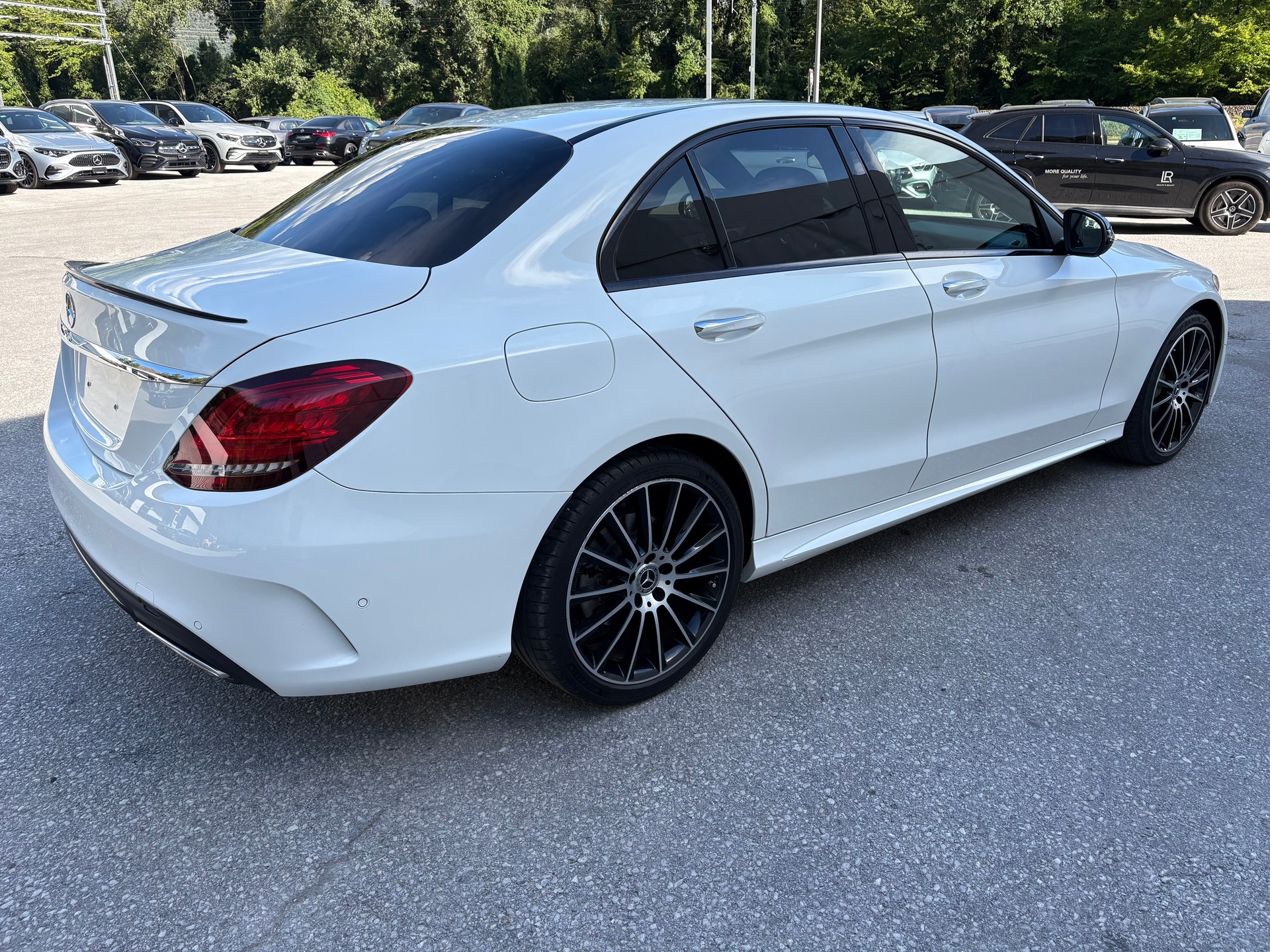 MERCEDES-BENZ C 200 Swiss Star AMG Line 4Matic 9G-Tronic-image-4