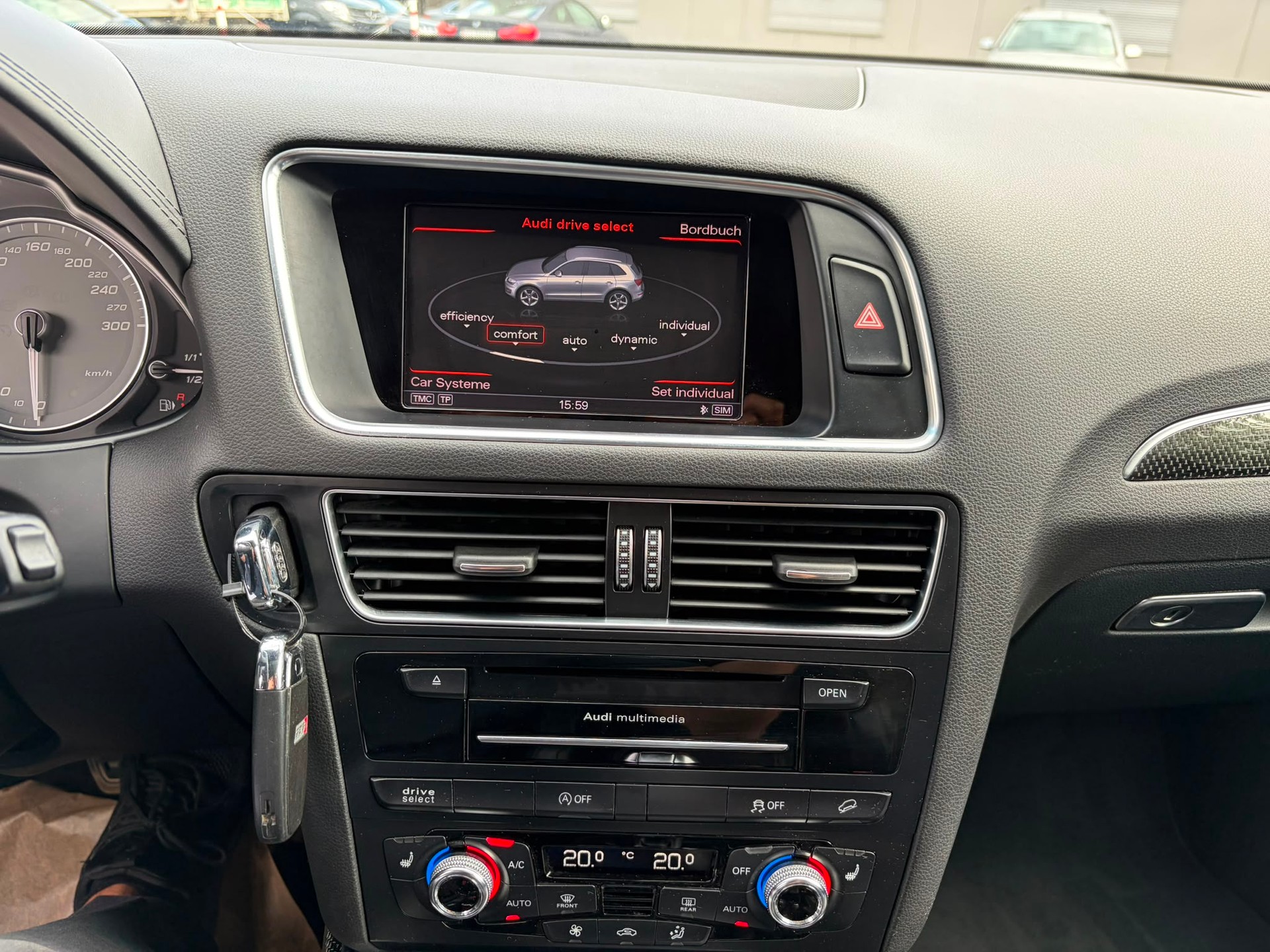 AUDI SQ5 3.0 TDI quattro tiptronic-image-11