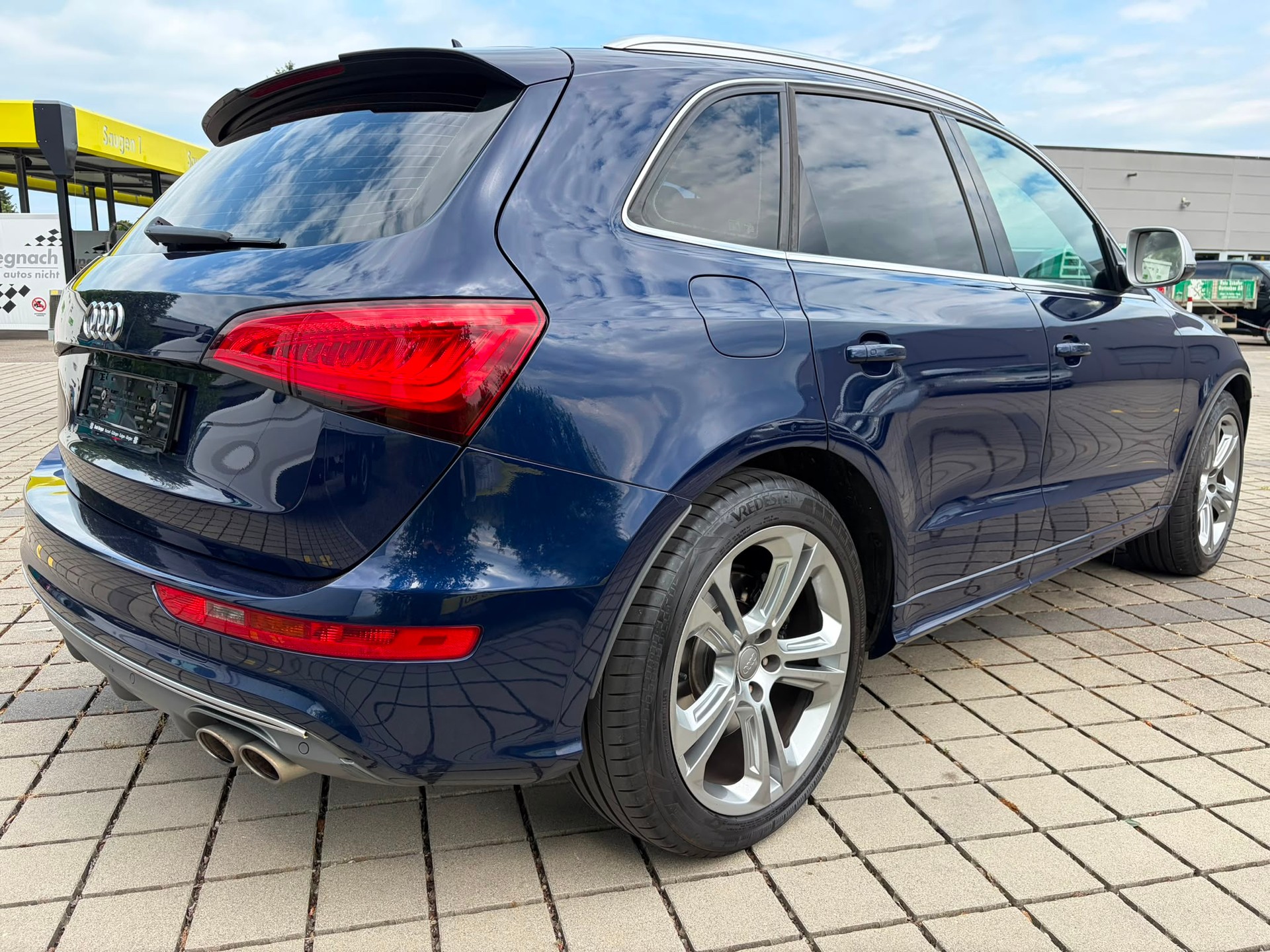 AUDI SQ5 3.0 TDI quattro tiptronic-image-8
