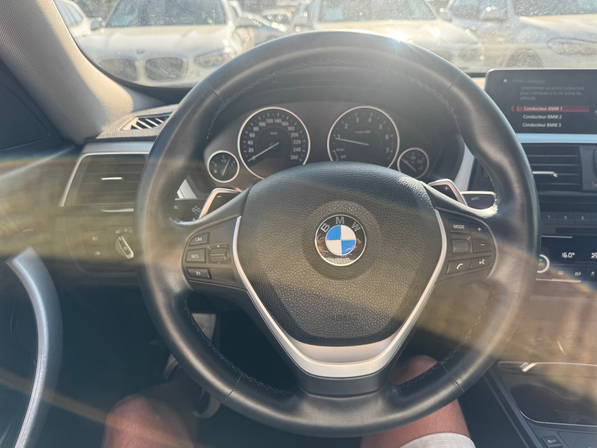 BMW 330i GT xDrive Steptronic-image-13