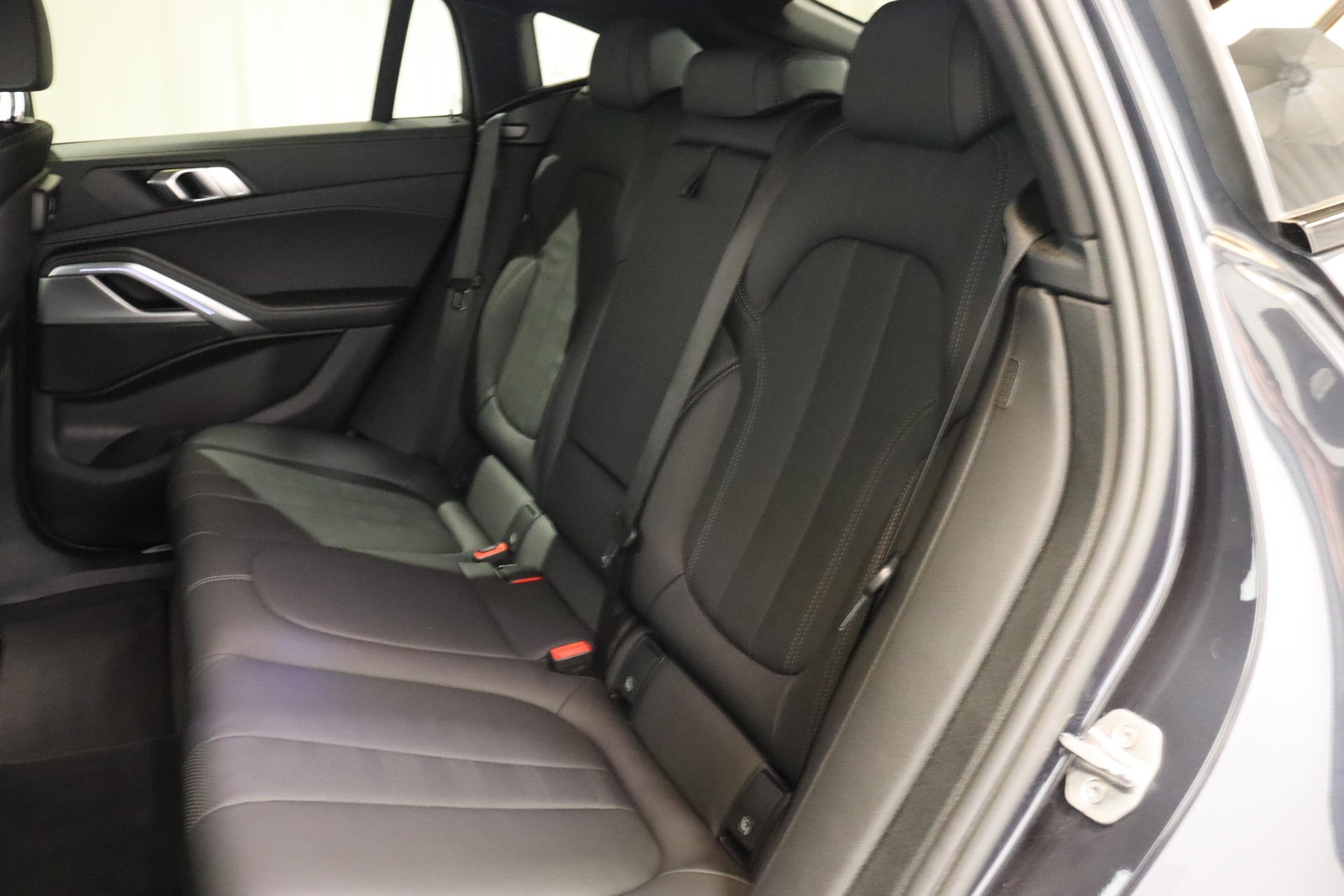 BMW X6 M50i-image-7