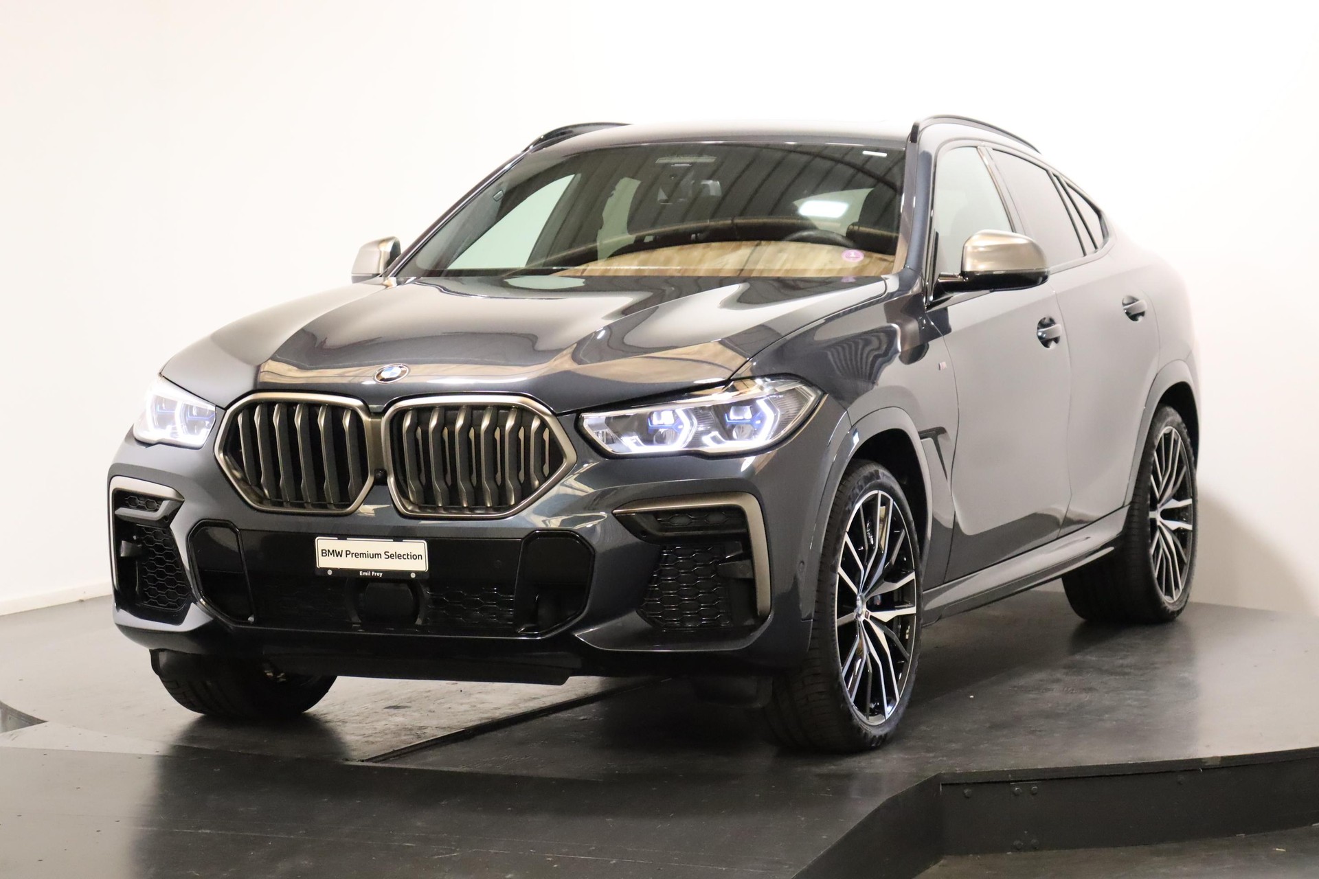 BMW X6 M50i-image-0