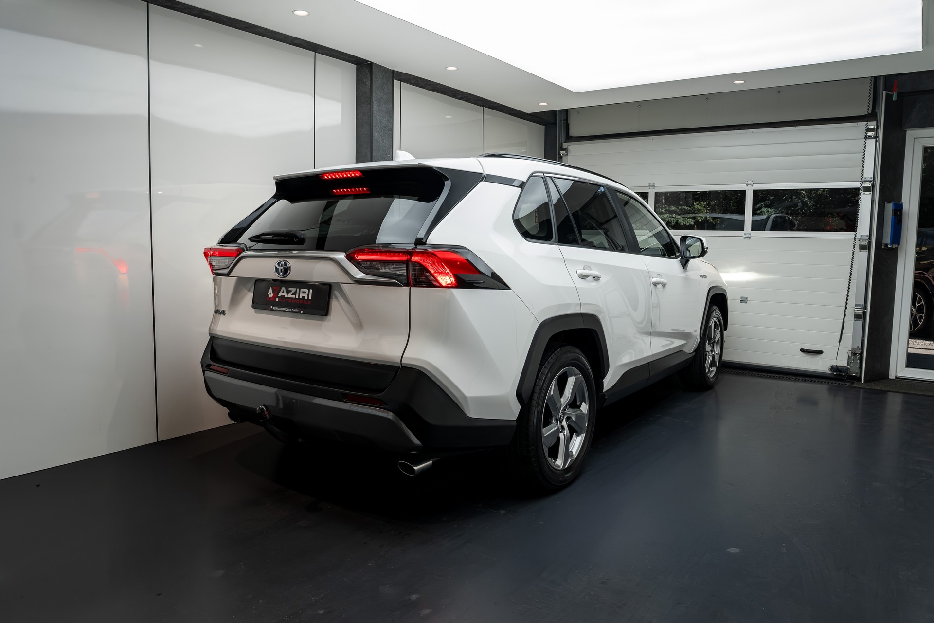 TOYOTA RAV-4 2.5 HSD Comfort e-CVT 4WD-image-3