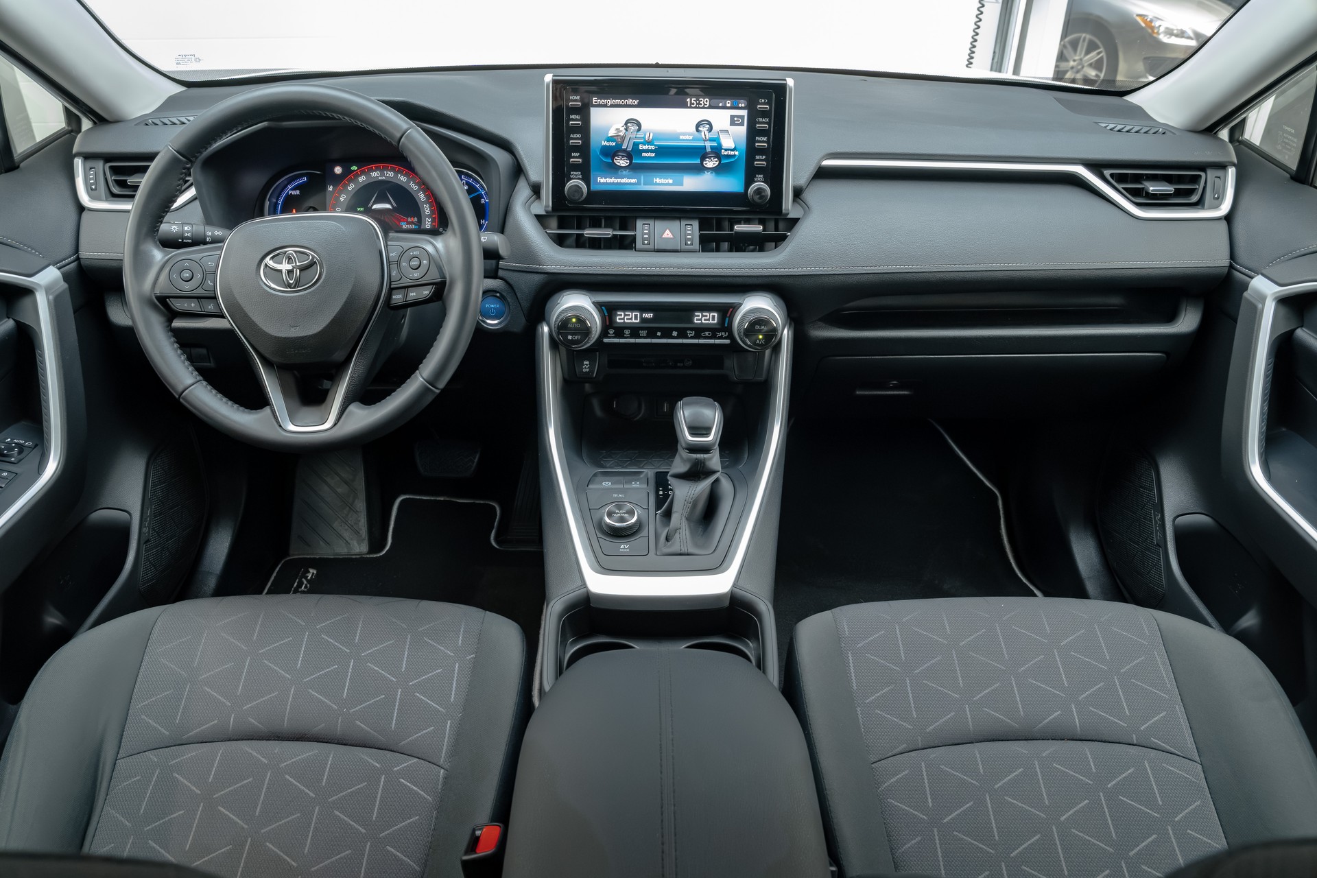 TOYOTA RAV-4 2.5 HSD Comfort e-CVT 4WD-image-6