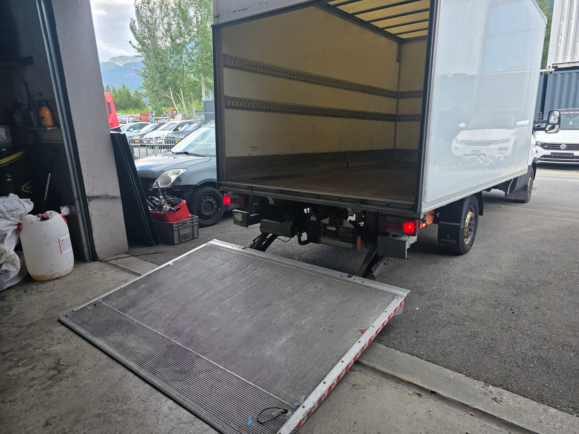 IVECO 35S13-image-3