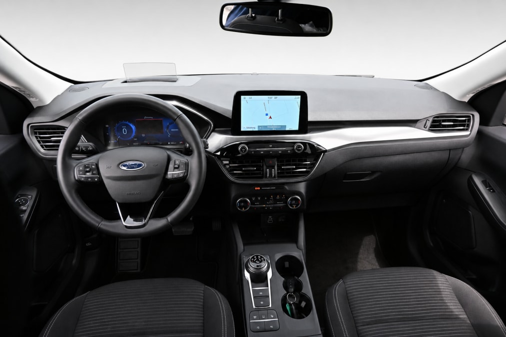 FORD Kuga 2.0 TDCi EcoBlue Titanium 4WD-image-6