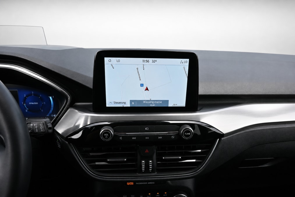 FORD Kuga 2.0 TDCi EcoBlue Titanium 4WD-image-8