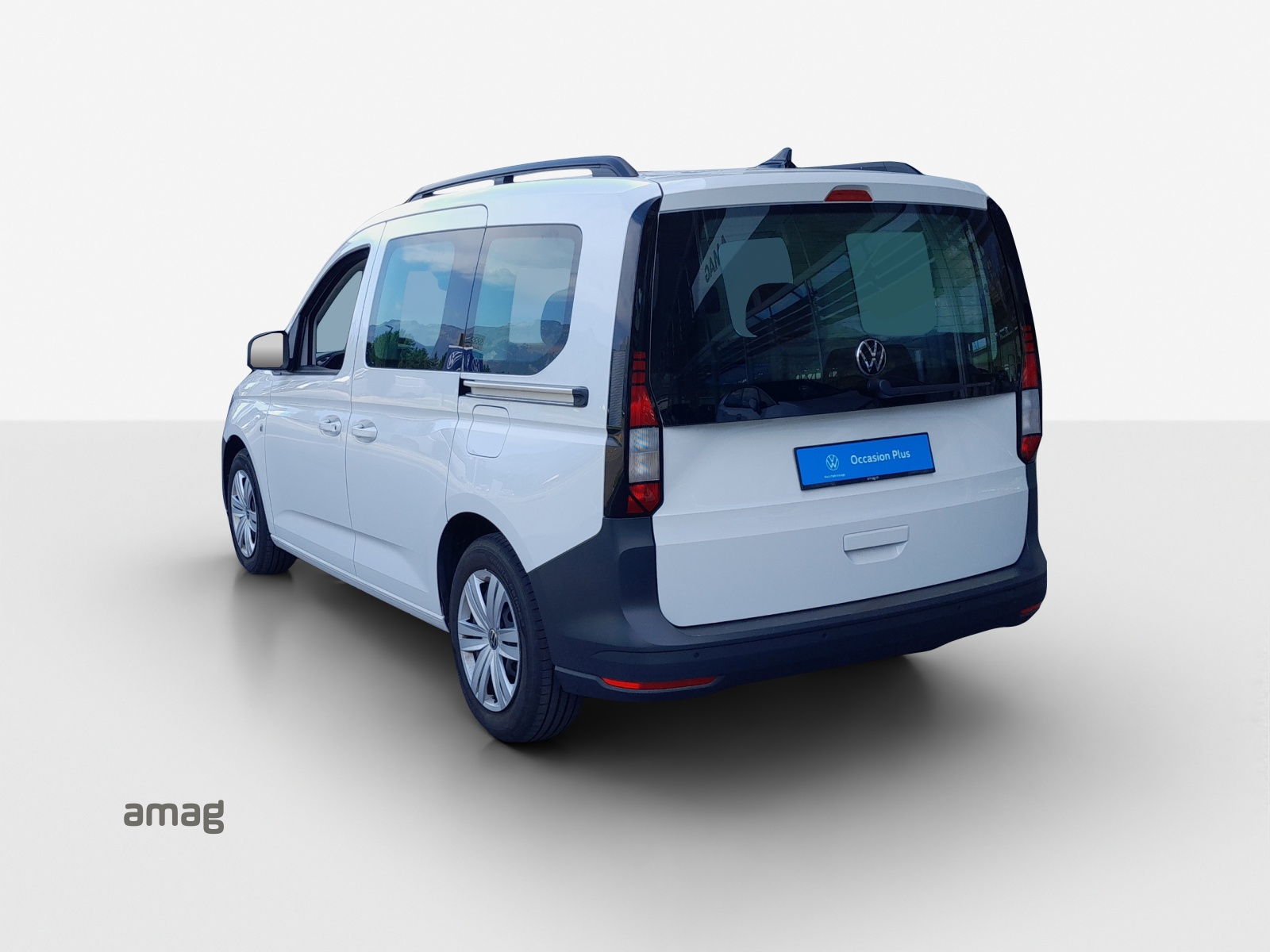 VW Caddy 2.0 TDI 4Motion-image-2
