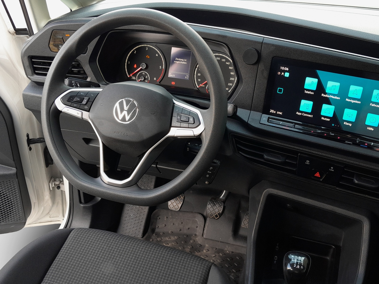 VW Caddy 2.0 TDI 4Motion-image-8