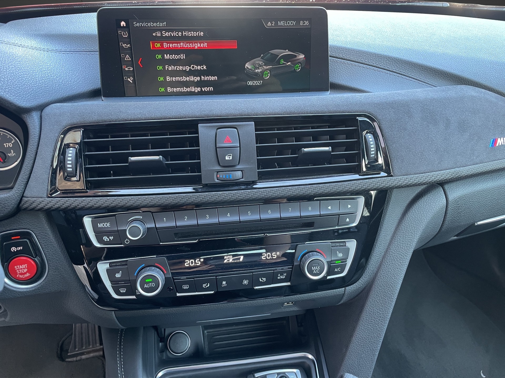 BMW M4 Coupé Competition DKG-image-9