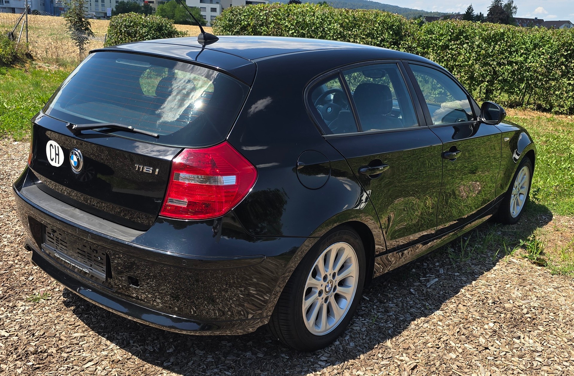 BMW 116i-image-7