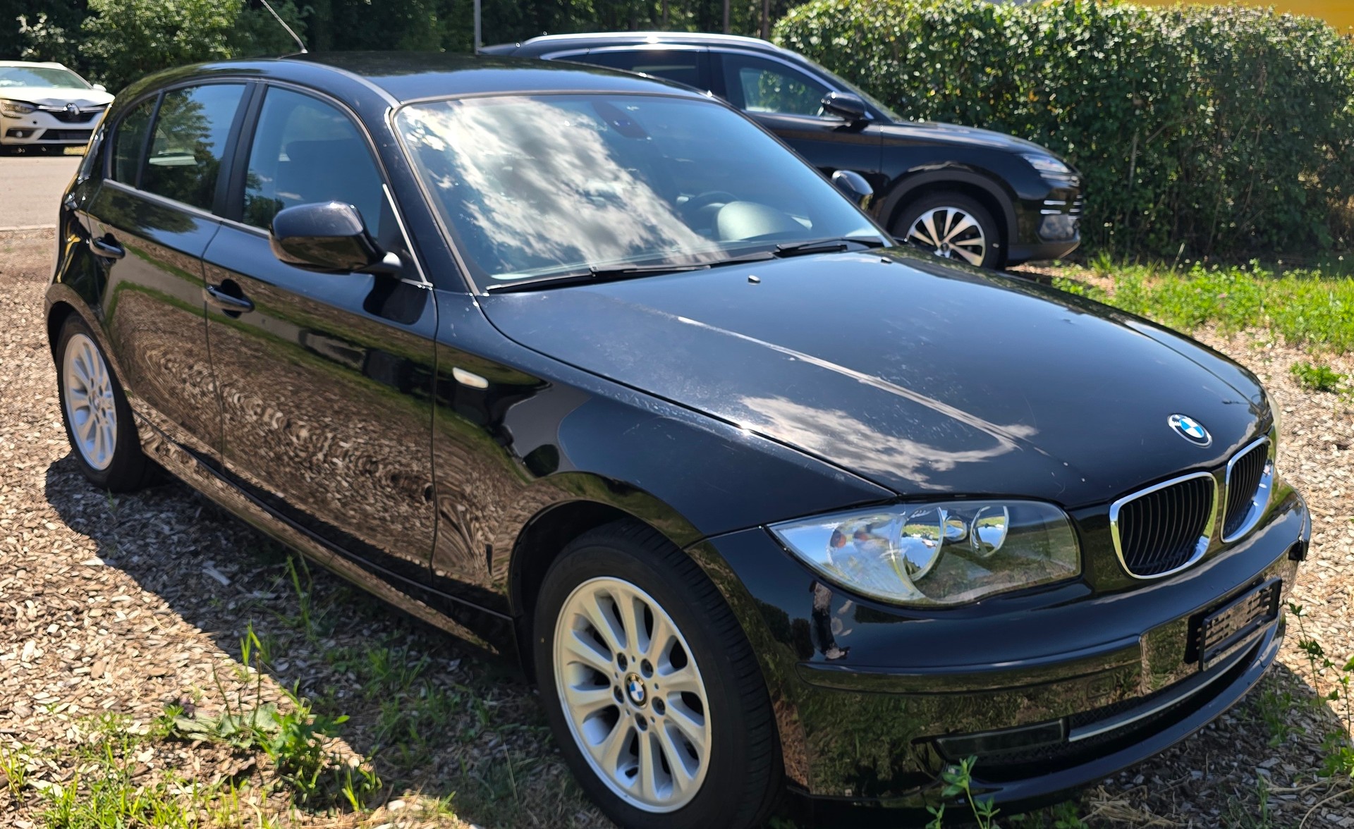 BMW 116i-image-1