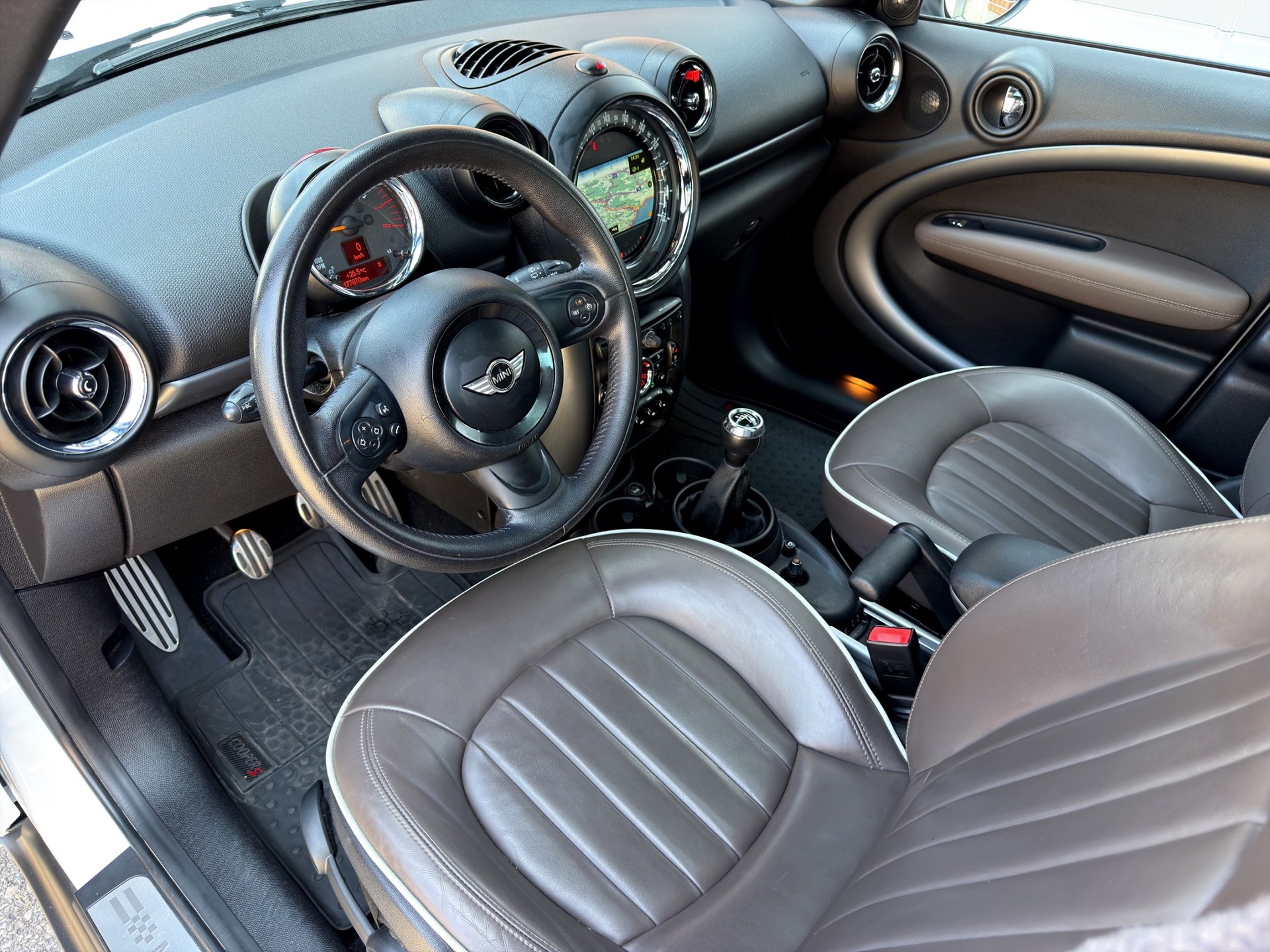 MINI Countryman Cooper S ALL4-image-11