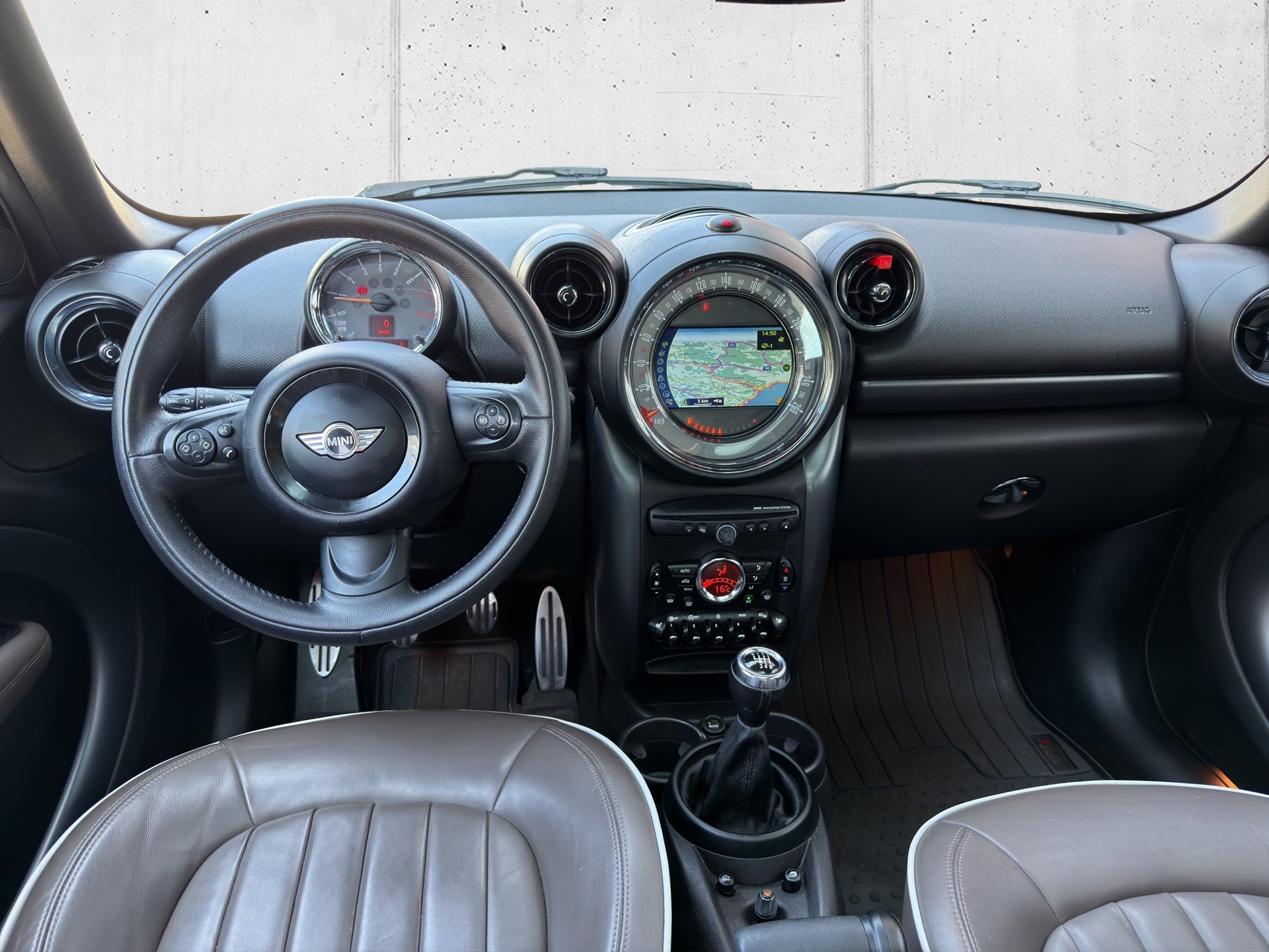MINI Countryman Cooper S ALL4-image-13