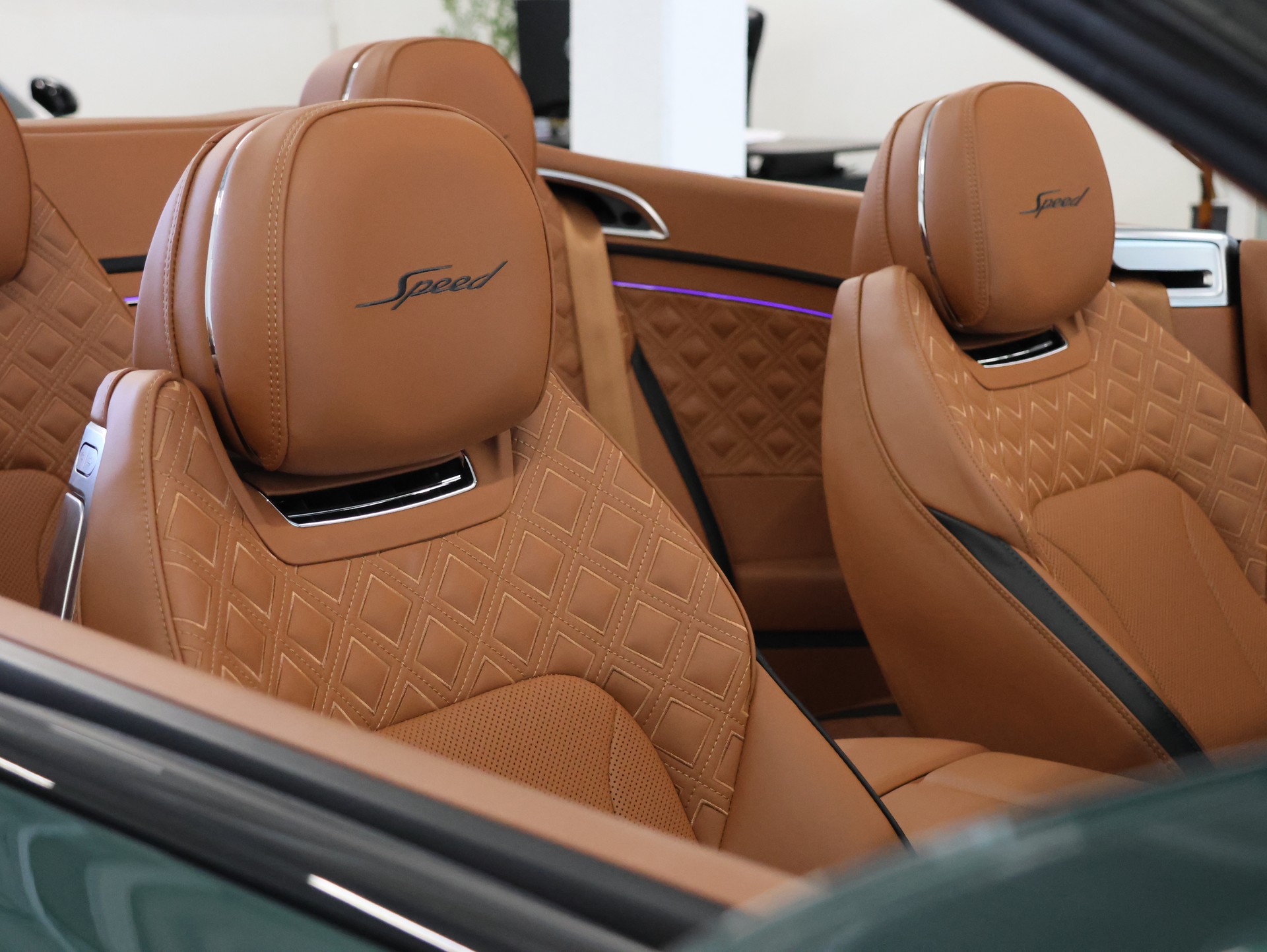 BENTLEY Bentley Continental GTC 6.0 W12 Speed *Rotating Displey* *360 Kamera* *Naim Soundystem*-image-18