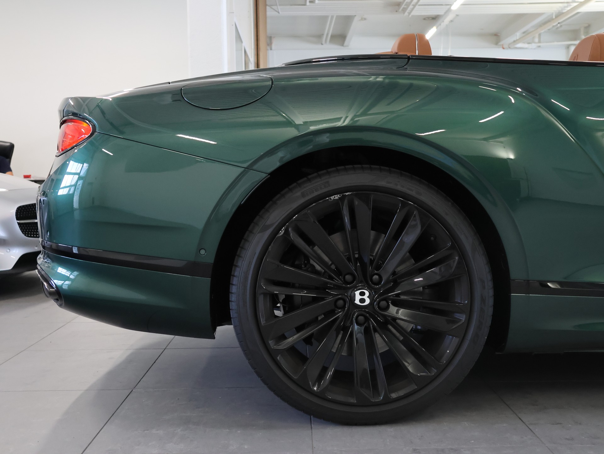 BENTLEY Bentley Continental GTC 6.0 W12 Speed *Rotating Displey* *360 Kamera* *Naim Soundystem*-image-14