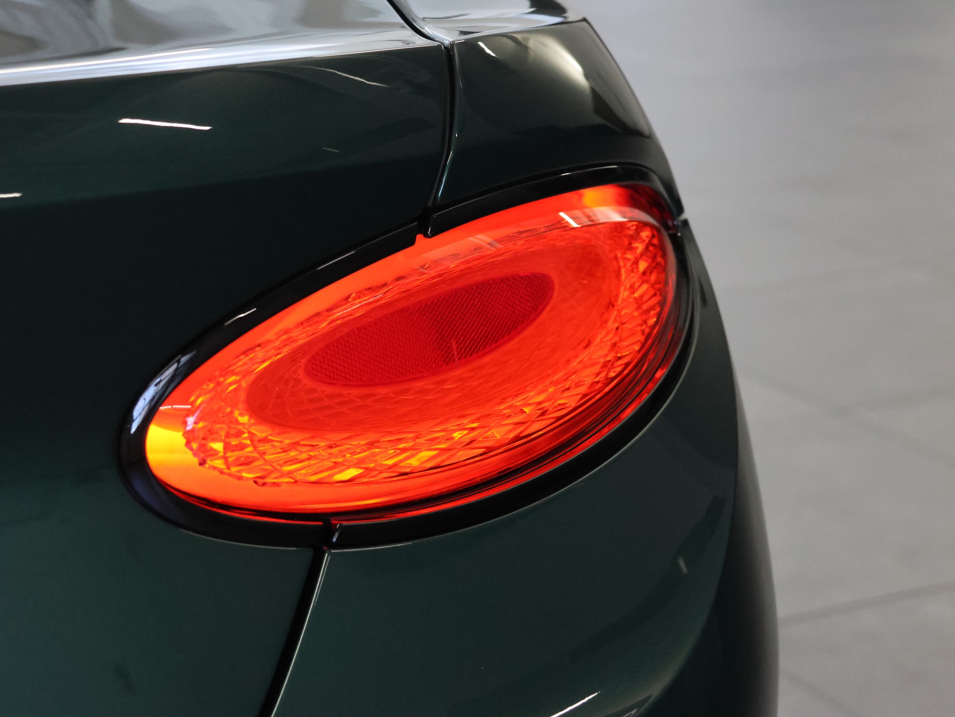 BENTLEY Bentley Continental GTC 6.0 W12 Speed *Rotating Displey* *360 Kamera* *Naim Soundystem*-image-12