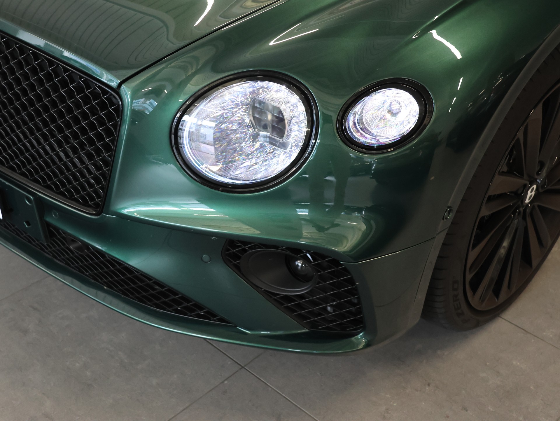 BENTLEY Bentley Continental GTC 6.0 W12 Speed *Rotating Displey* *360 Kamera* *Naim Soundystem*-image-10
