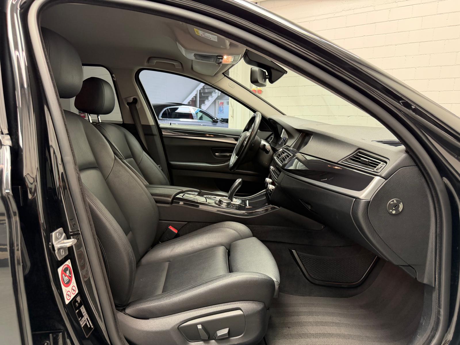 BMW 525d Touring xDrive All Balck Edition Steptronic (CH-Fahrzeug Frisch ab MFK)-image-16